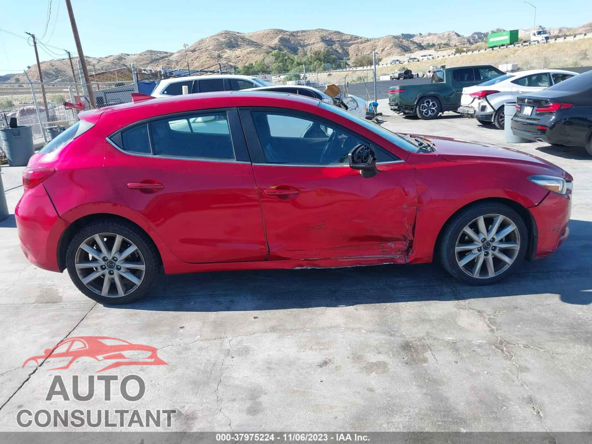 MAZDA MAZDA3 2017 - 3MZBN1M33HM151618