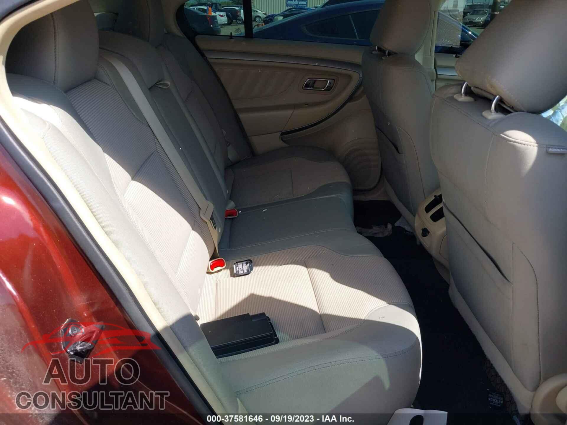 FORD TAURUS 2015 - 1FAHP2E87FG199563