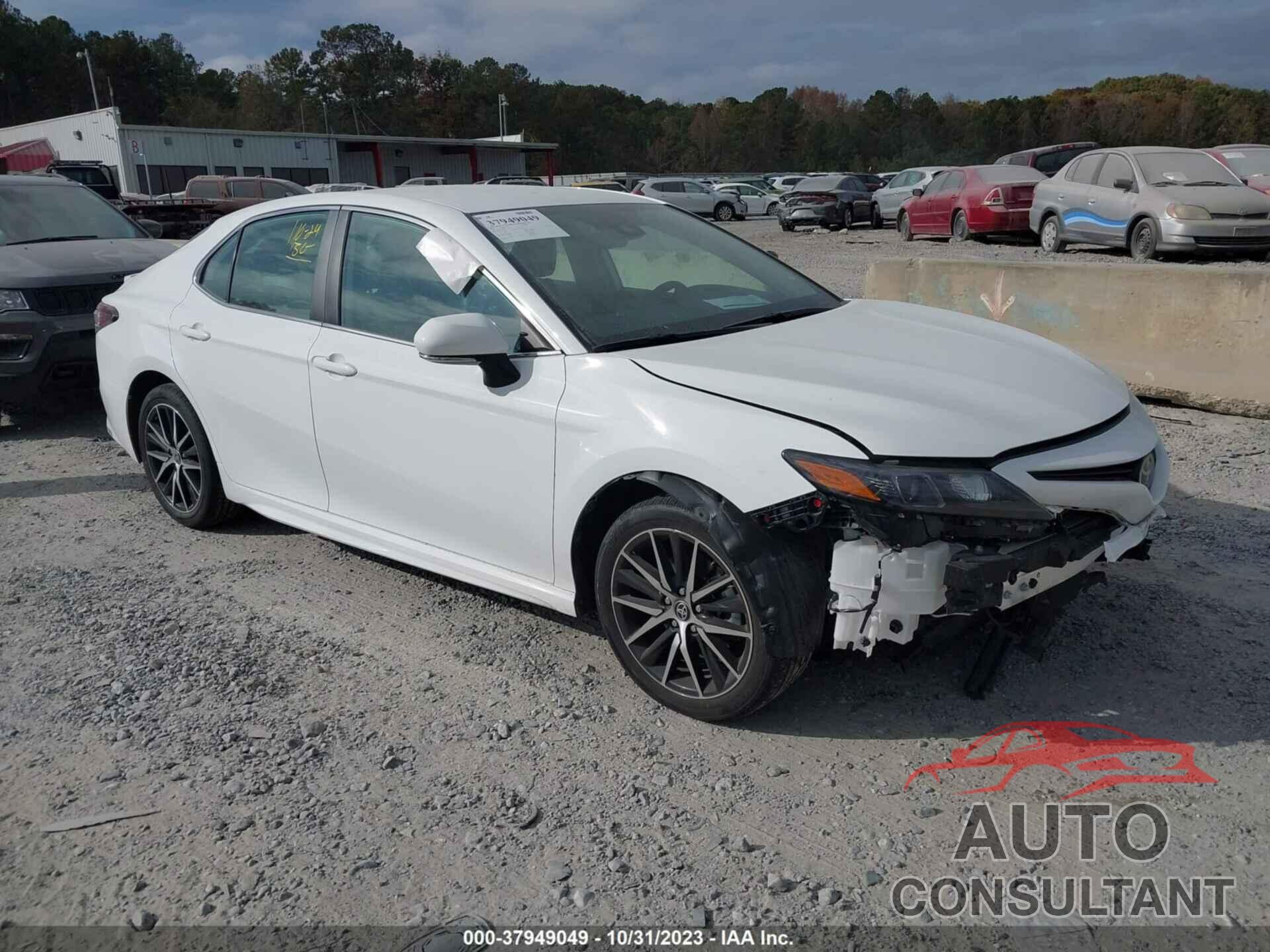 TOYOTA CAMRY 2023 - 4T1G11AK4PU737301