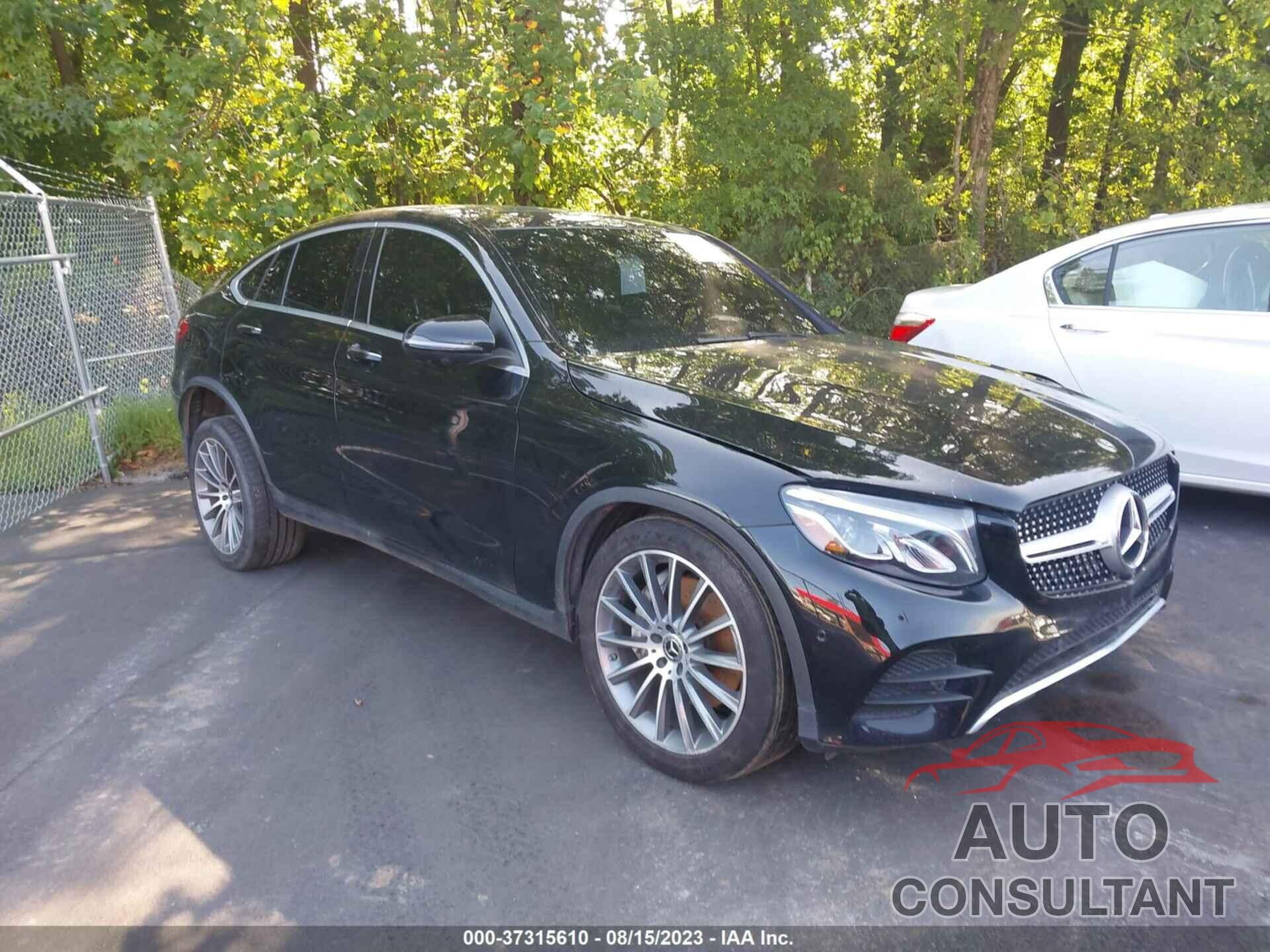 MERCEDES-BENZ GLC 300 COUPE 2018 - WDC0J4KB6JF357551