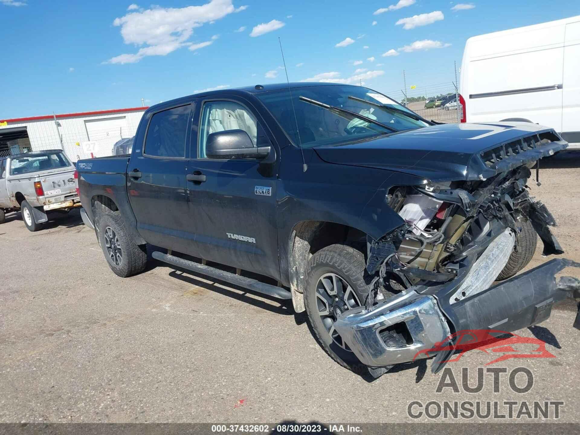 TOYOTA TUNDRA 2018 - 5TFDY5F15JX749702