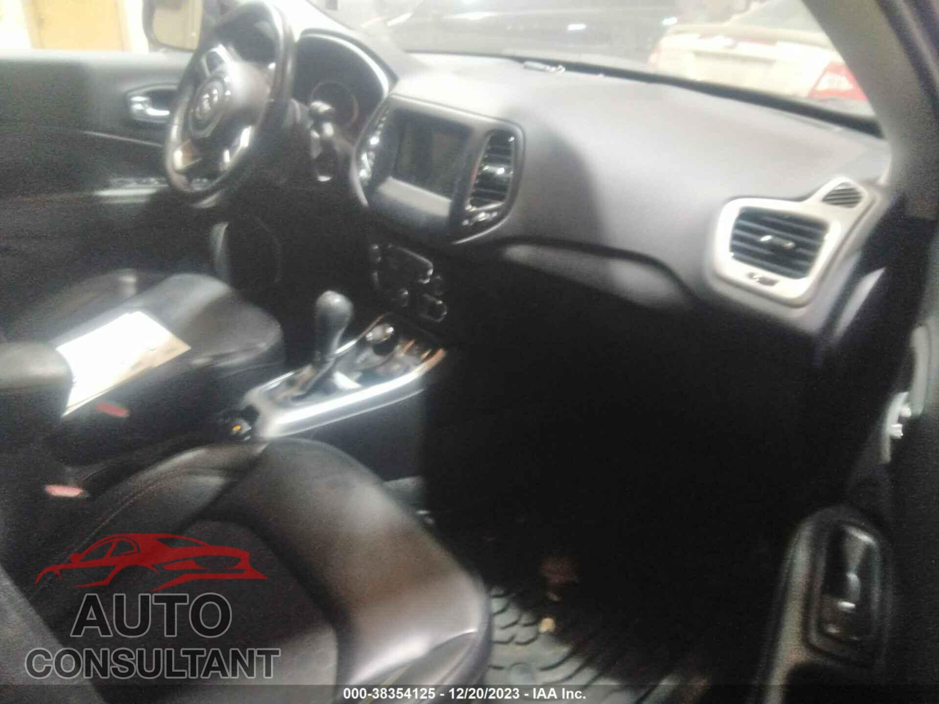 JEEP COMPASS 2020 - 3C4NJDBB6LT240699
