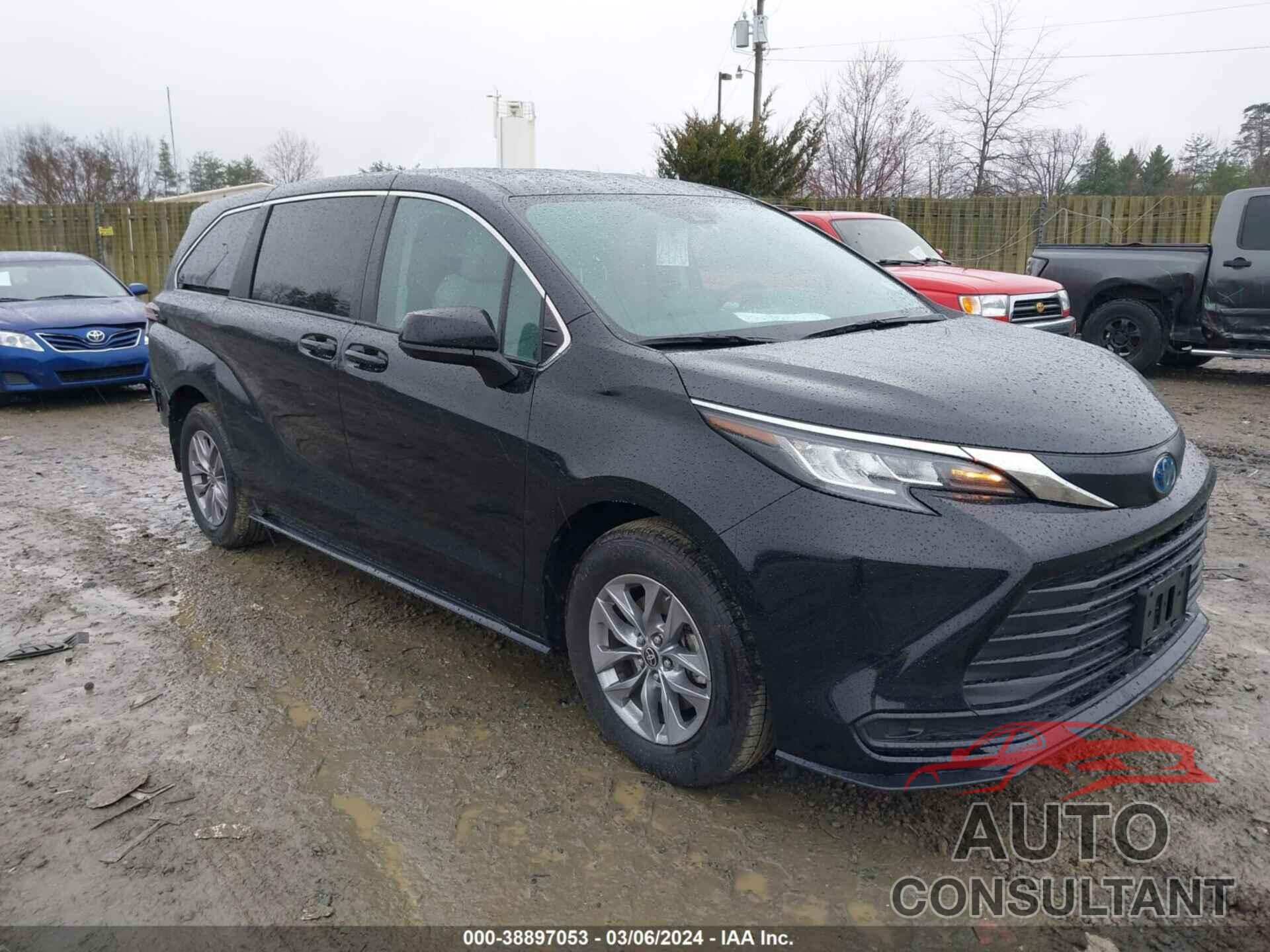 TOYOTA SIENNA 2022 - 5TDKRKEC7NS102560