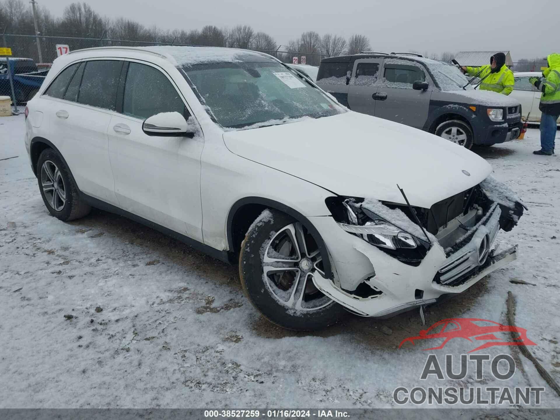 MERCEDES-BENZ GLC 300 2017 - WDC0G4KB5HF162369