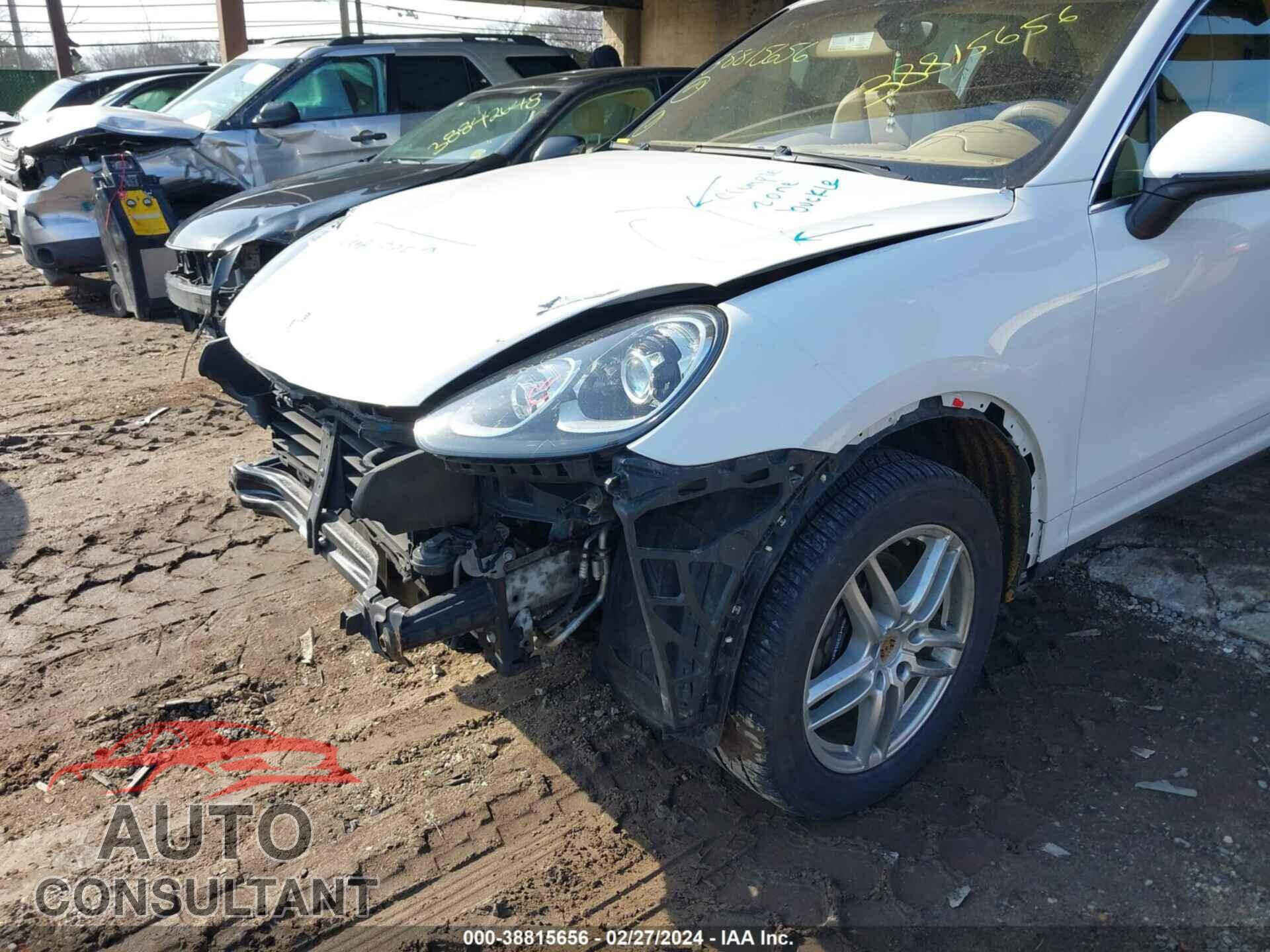 PORSCHE CAYENNE 2016 - WP1AA2A2XGLA10071