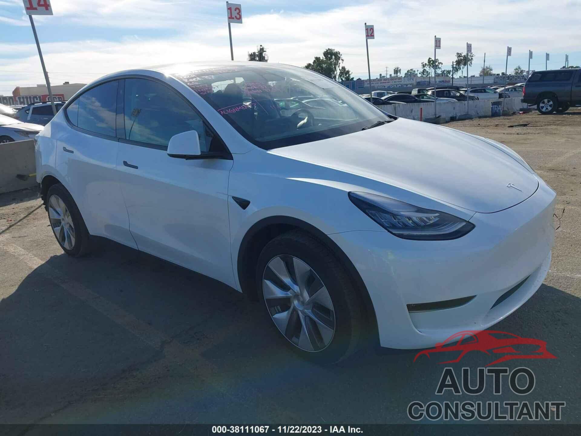 TESLA MODEL Y 2023 - 7SAYGDEE8PA039439