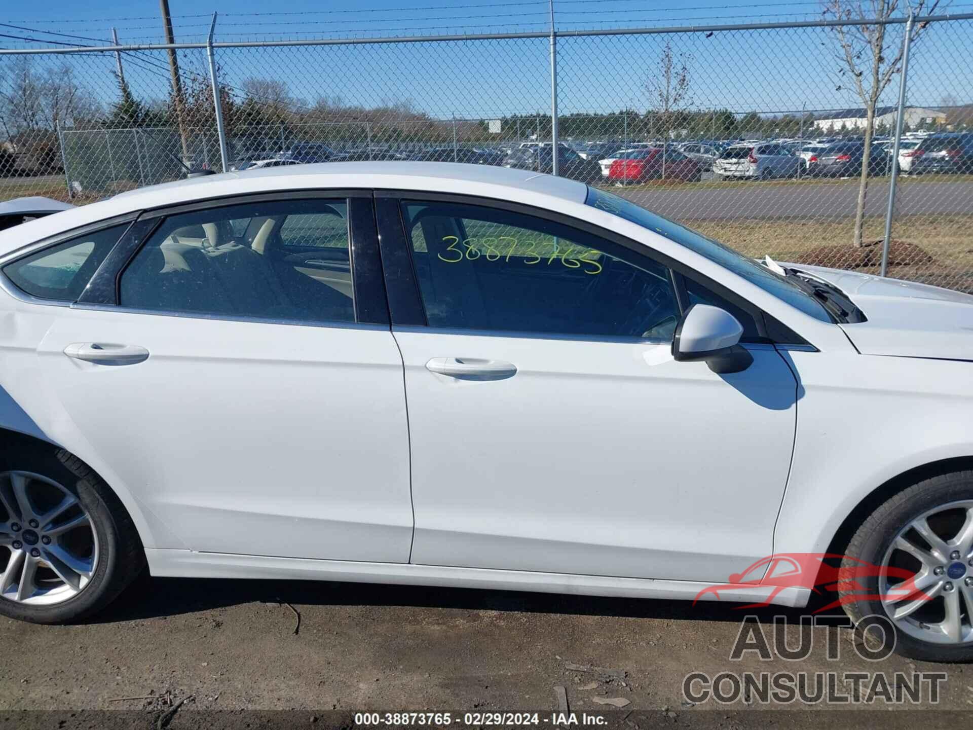 FORD FUSION HYBRID 2018 - 3FA6P0LUXJR177683