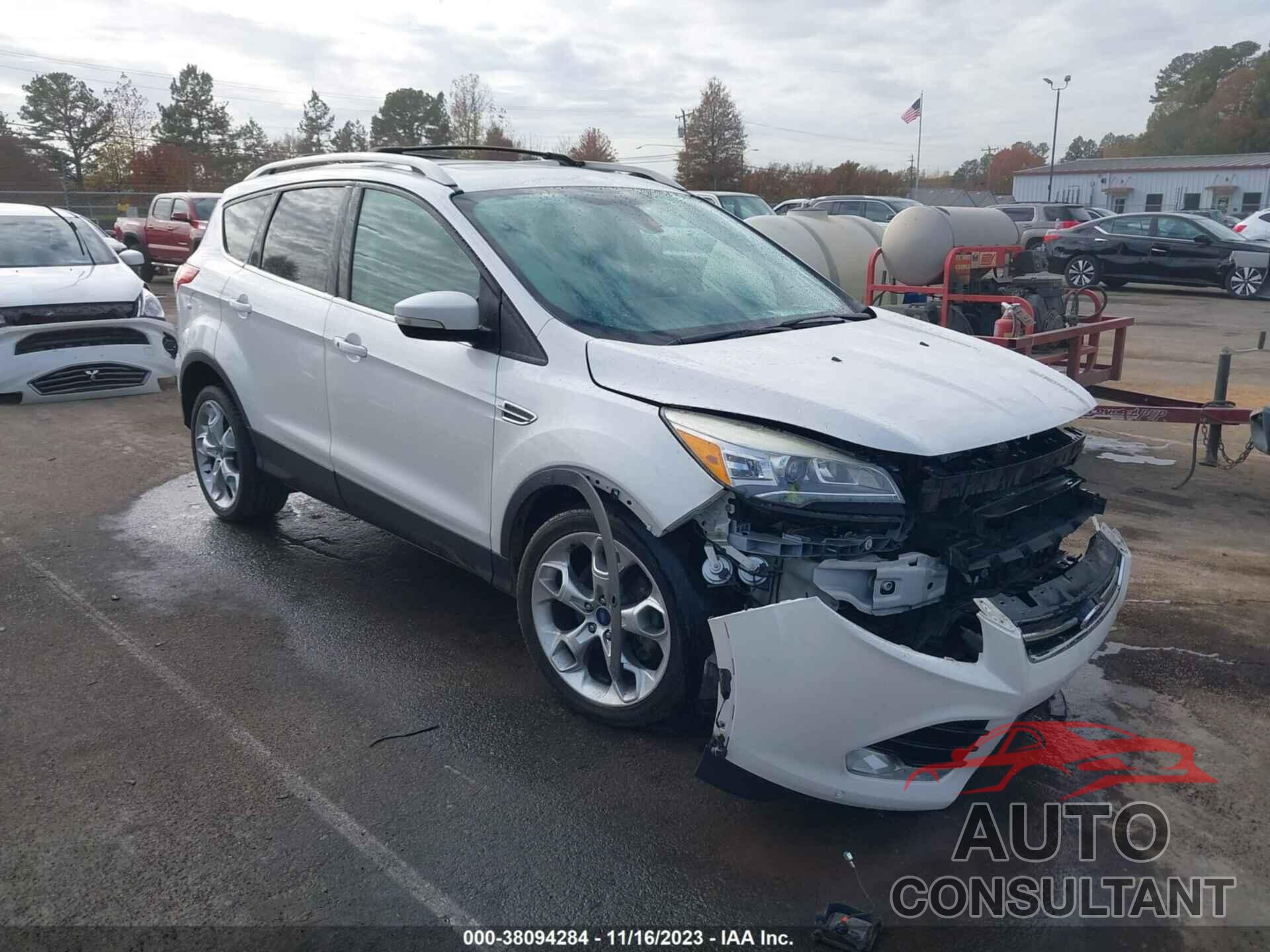 FORD ESCAPE 2015 - 1FMCU9J97FUA36736