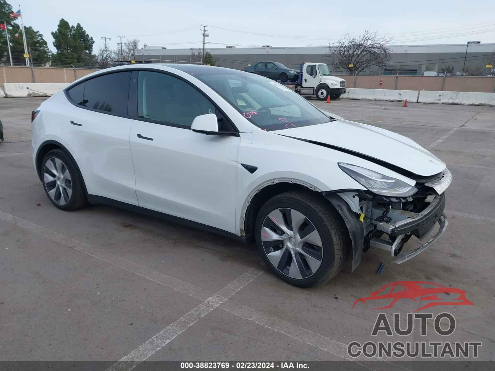 TESLA MODEL Y 2021 - 5YJYGAEE3MF238392