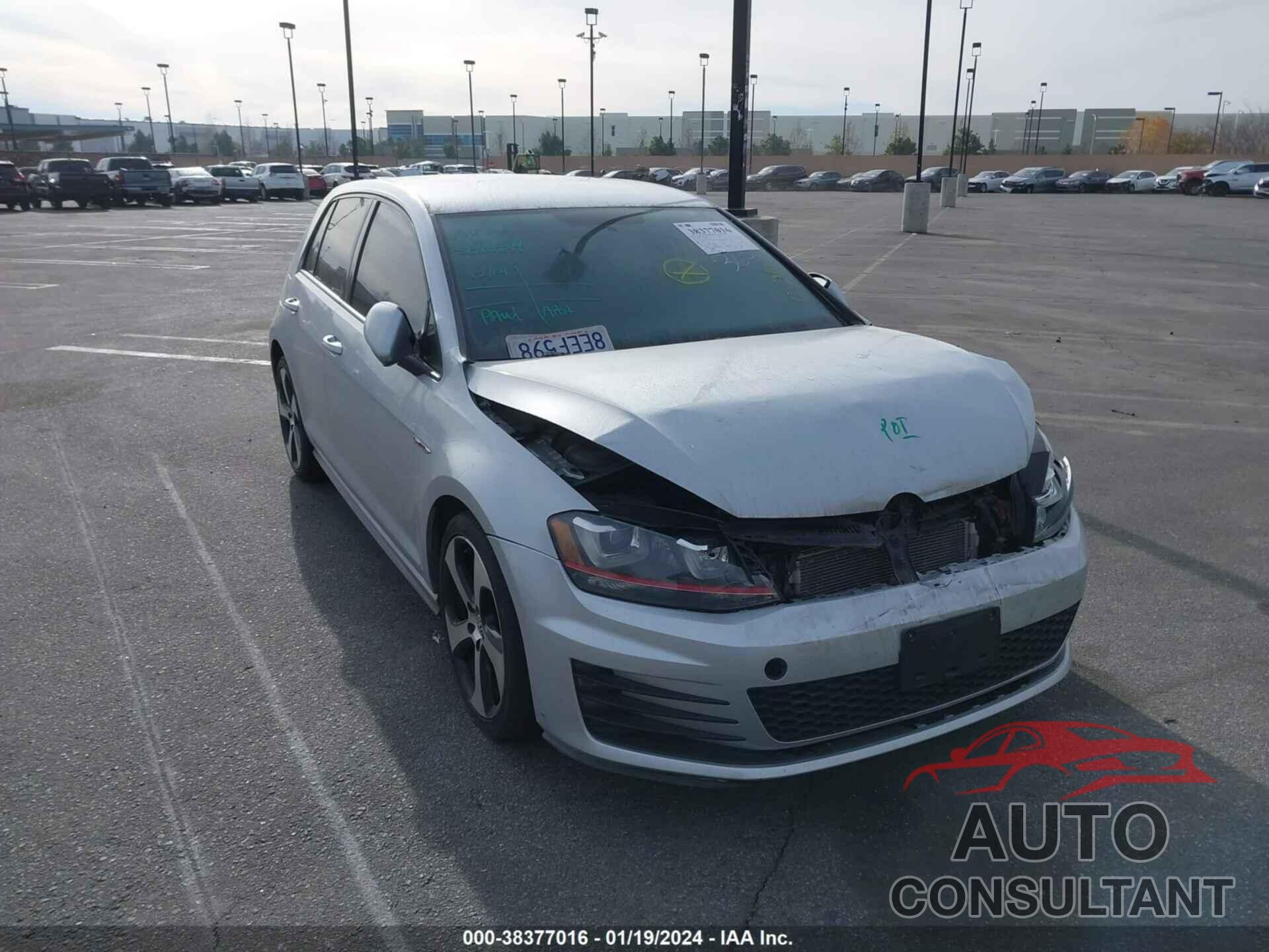 VOLKSWAGEN GOLF GTI 2016 - 3VW5T7AU7GM014392