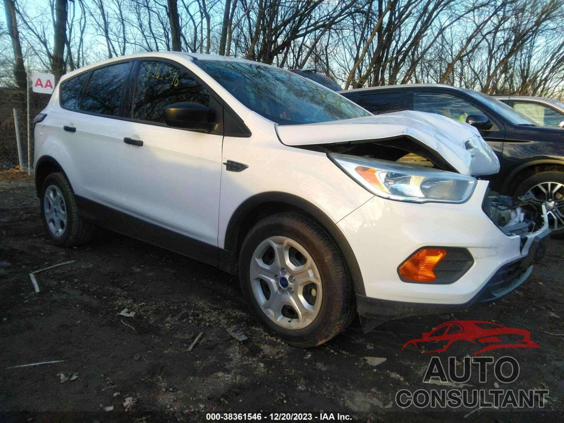 FORD ESCAPE 2017 - 1FMCU0F76HUC65737