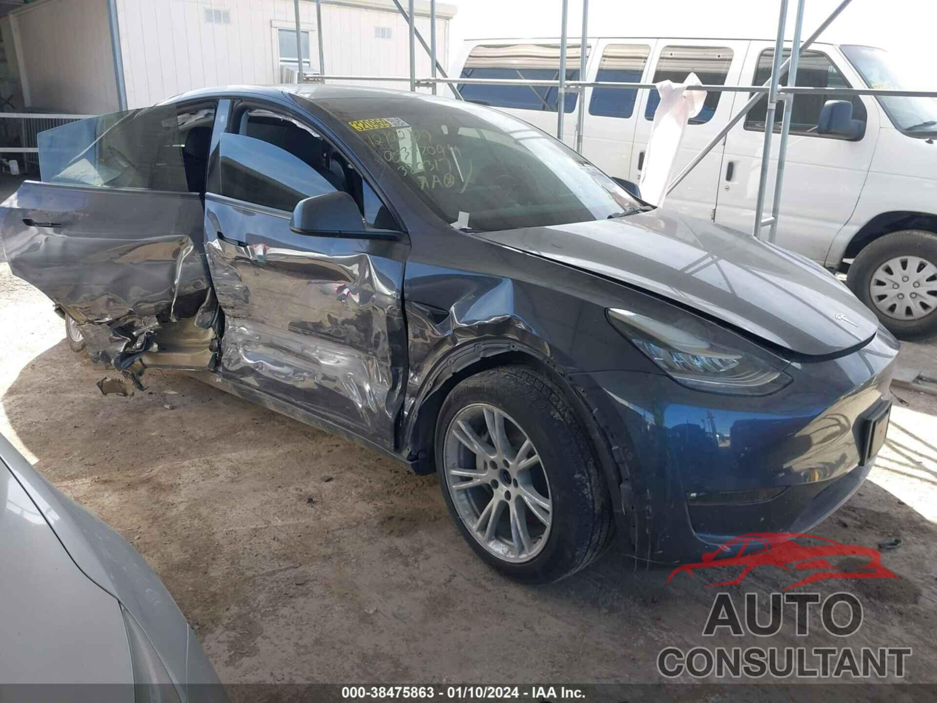 TESLA MODEL Y 2022 - 7SAYGAEE2NF380317