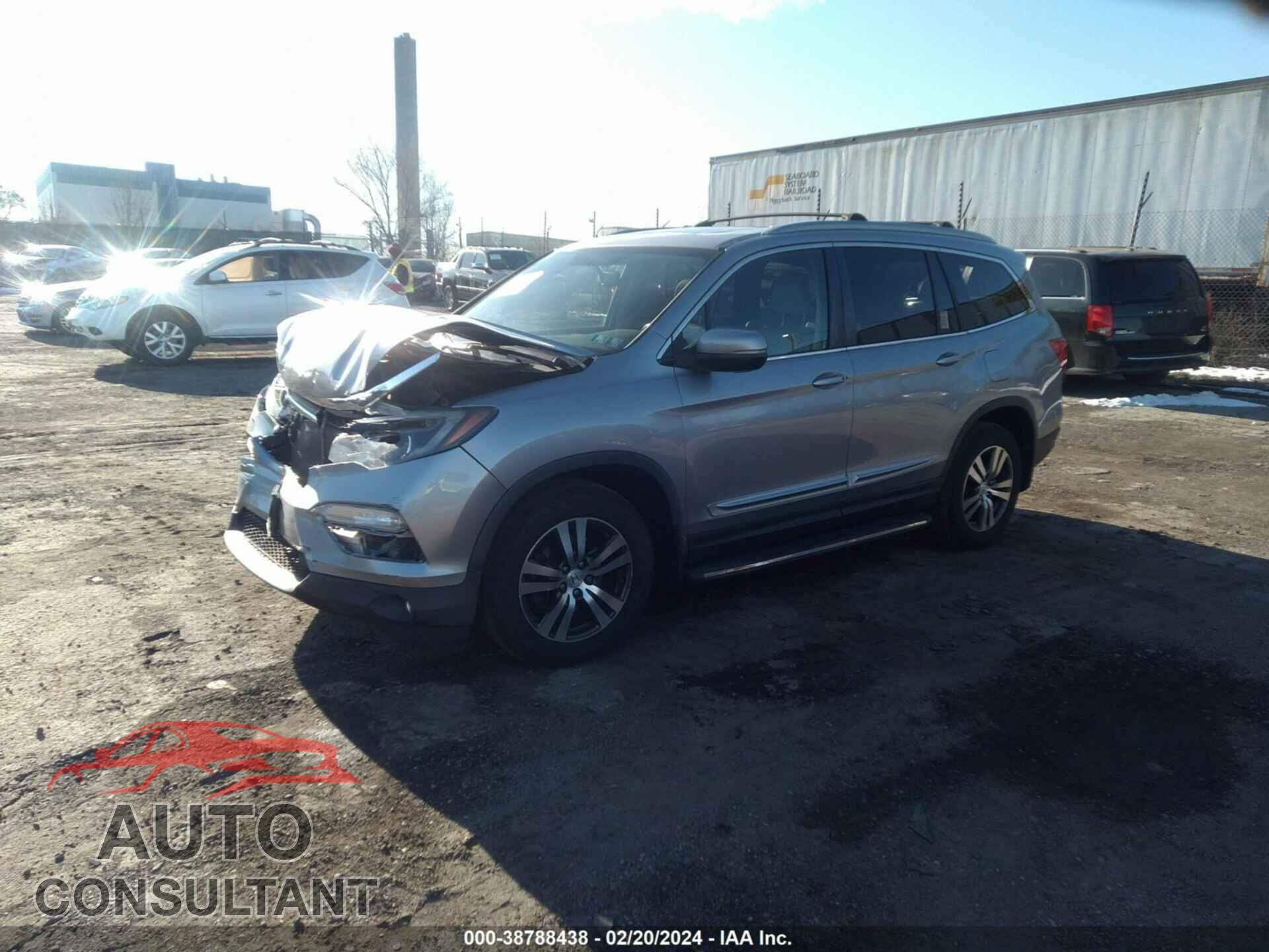 HONDA PILOT 2016 - 5FNYF6H82GB007395
