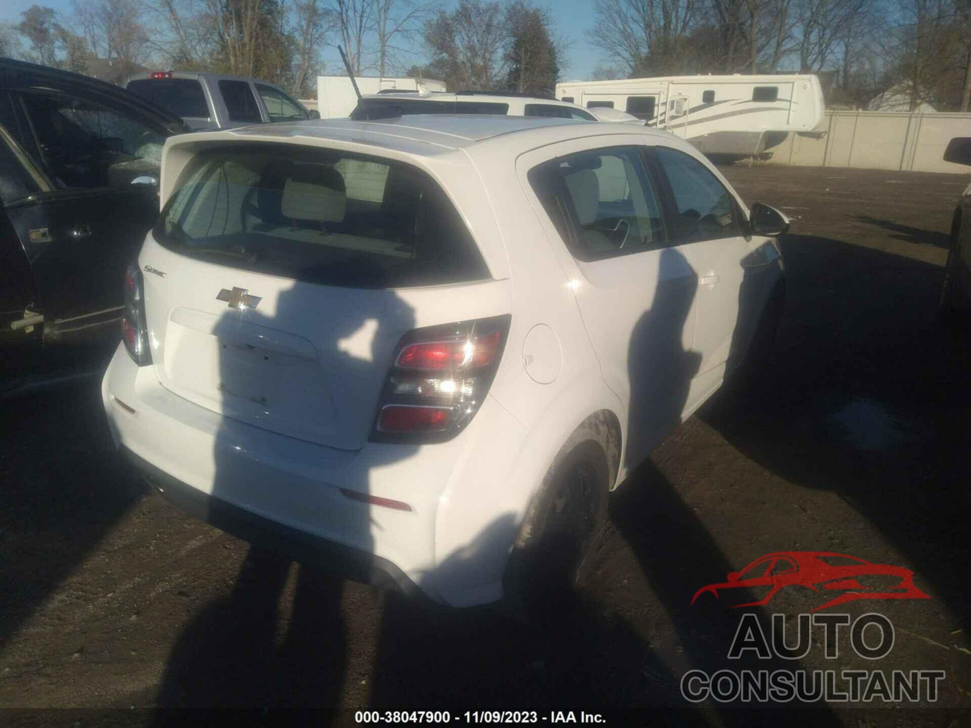 CHEVROLET SONIC 2017 - 1G1JG6SH9H4170134