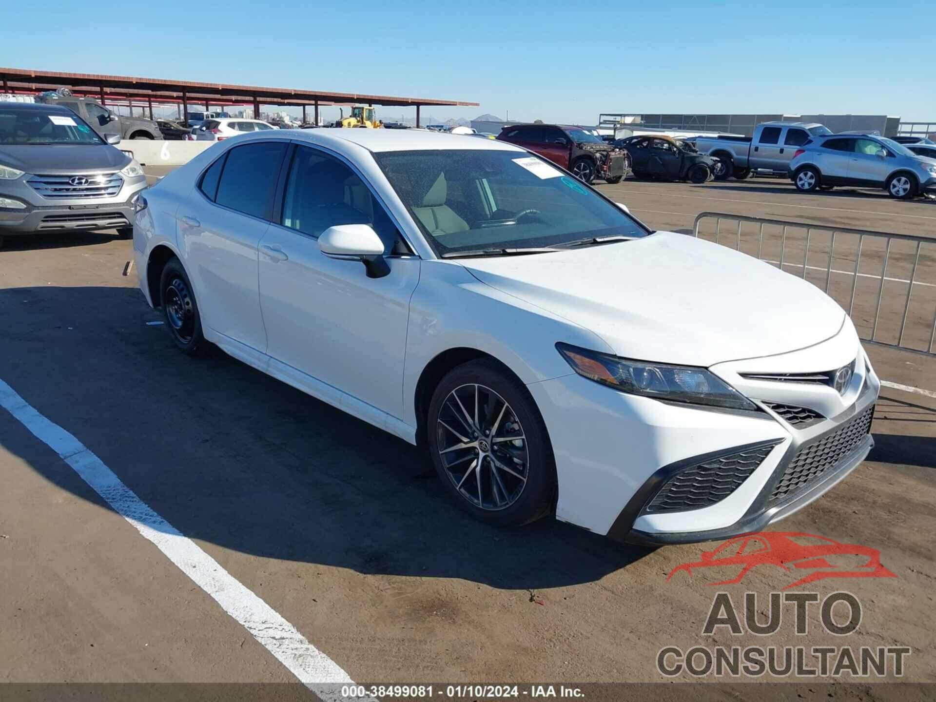TOYOTA CAMRY 2024 - 4T1G11AK9RU848011