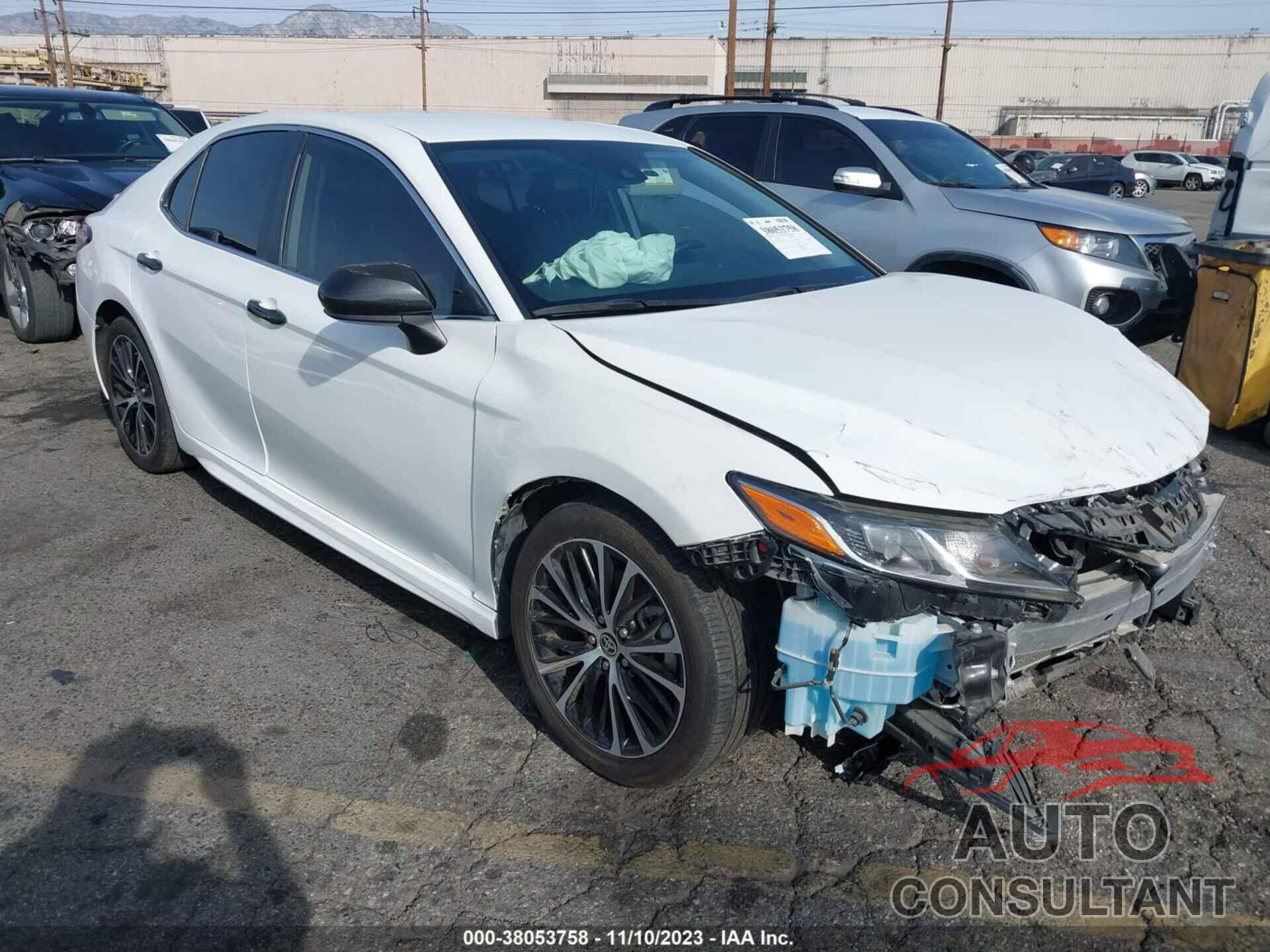 TOYOTA CAMRY 2020 - 4T1G11AKXLU958153