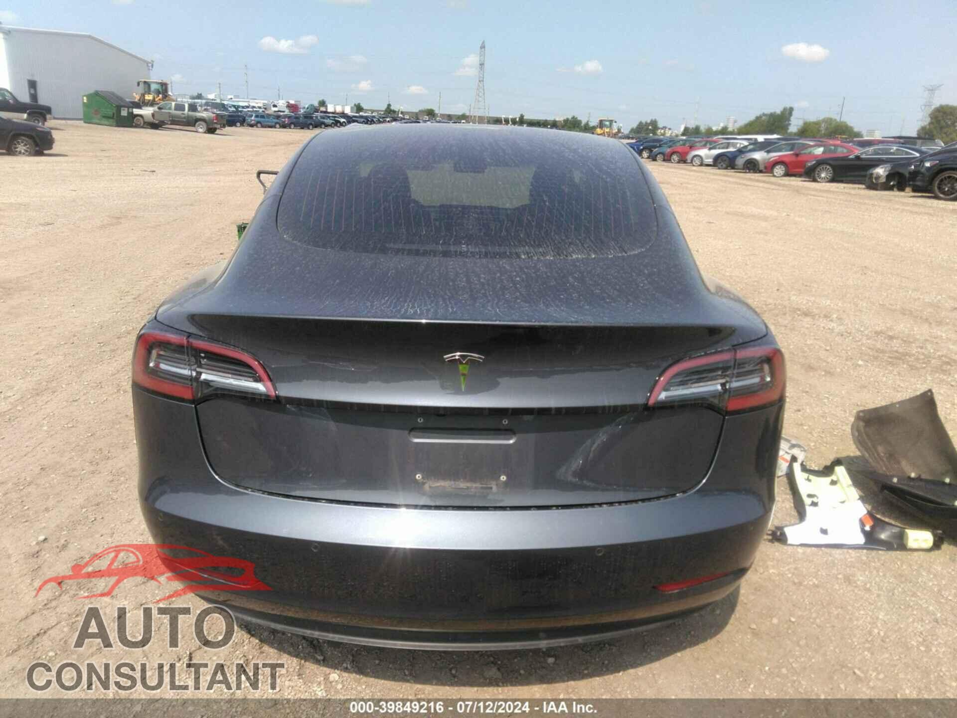TESLA MODEL 3 2018 - 5YJ3E1EA9JF047245