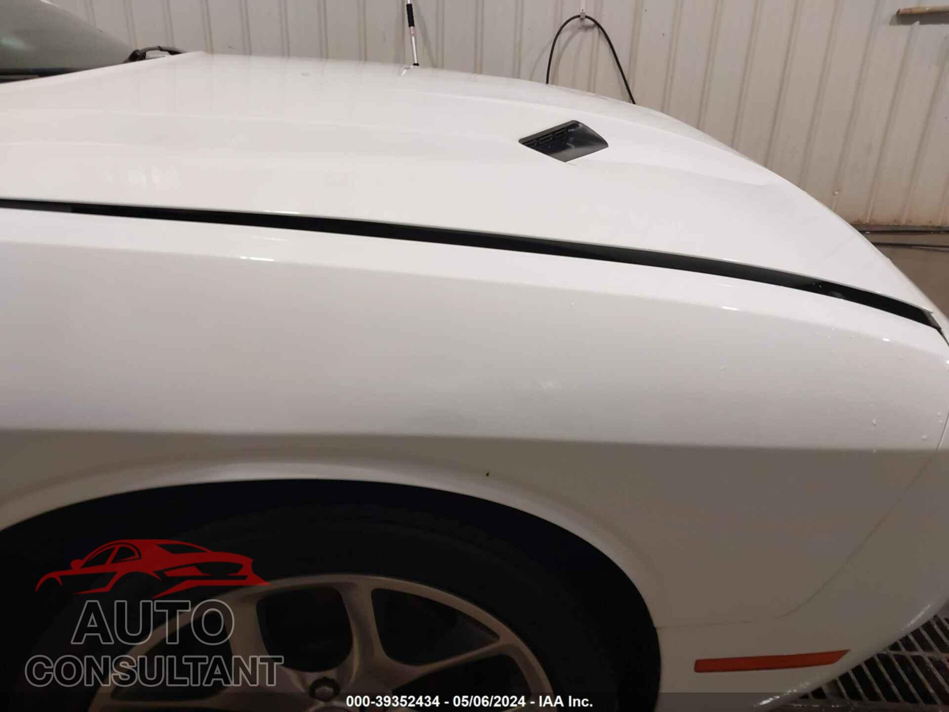 DODGE CHALLENGER 2016 - 2C3CDZAGXGH200105