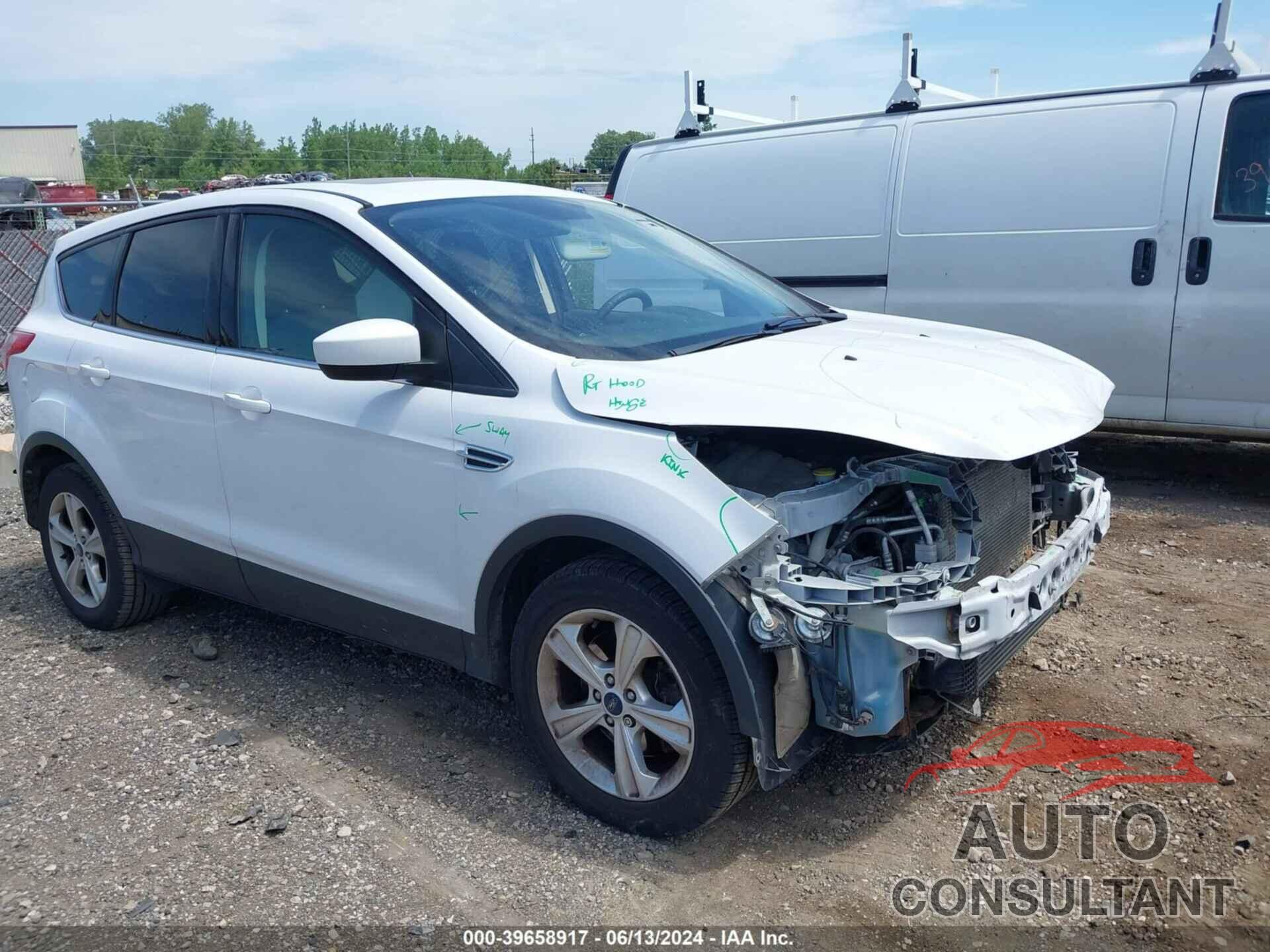 FORD ESCAPE 2016 - 1FMCU9G91GUA55033