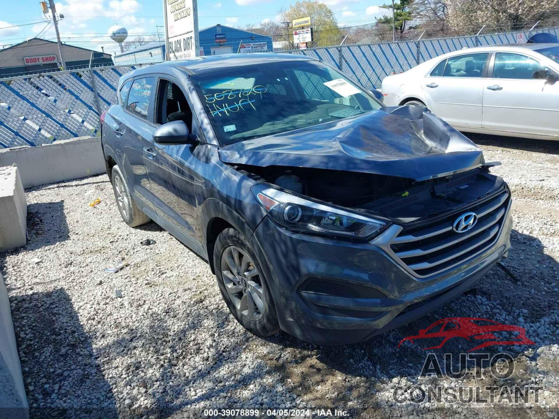 HYUNDAI TUCSON 2018 - KM8J23A46JU789004