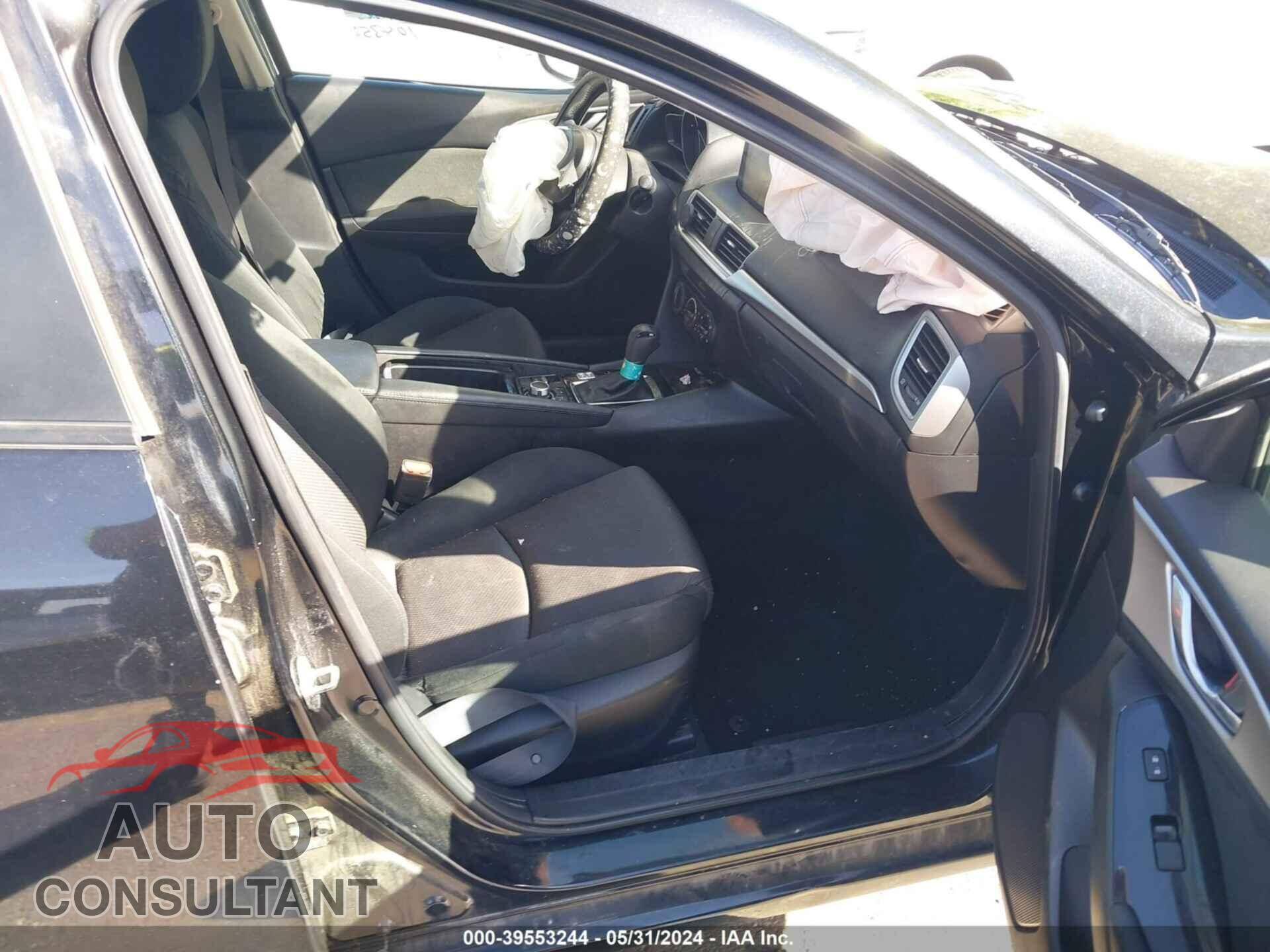 MAZDA MAZDA3 2017 - 3MZBN1U75HM104352