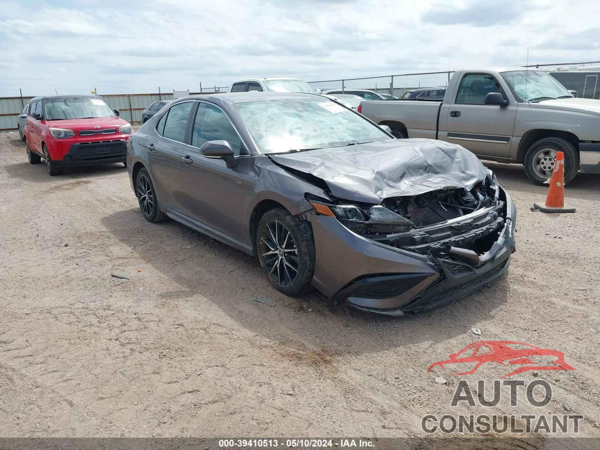 TOYOTA CAMRY 2022 - 4T1G11AK8NU706551