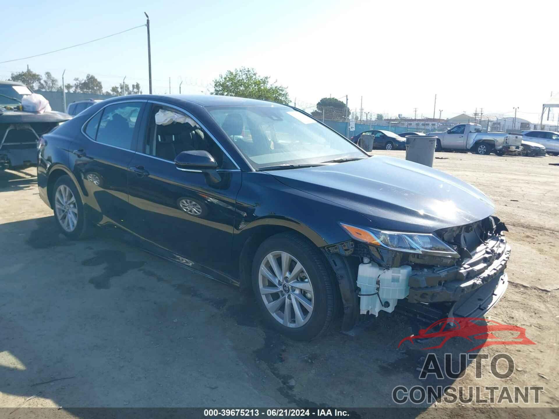 TOYOTA CAMRY 2024 - 4T1C11AK2RU867000