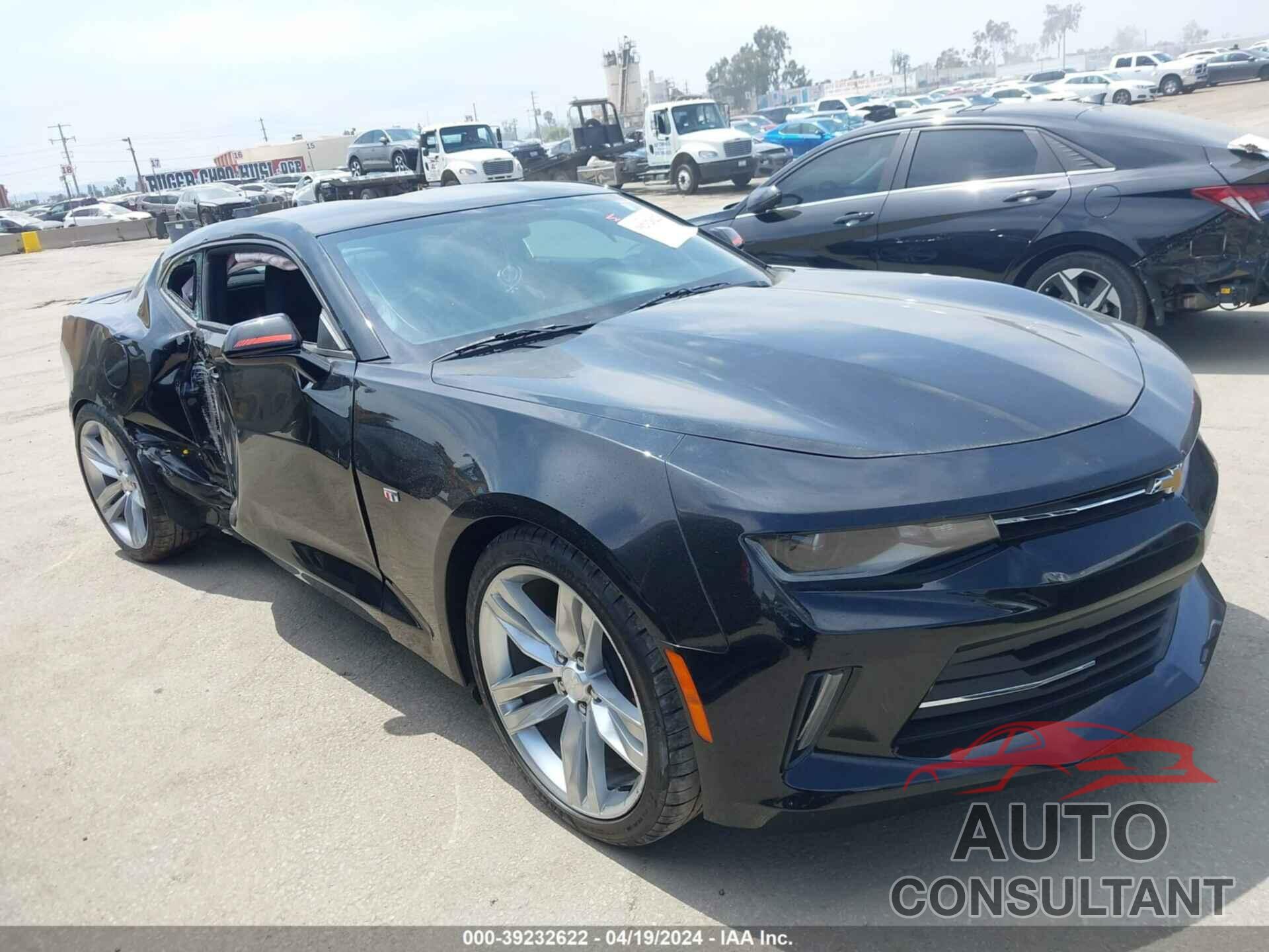 CHEVROLET CAMARO 2018 - 1G1FB1RS5J0142739