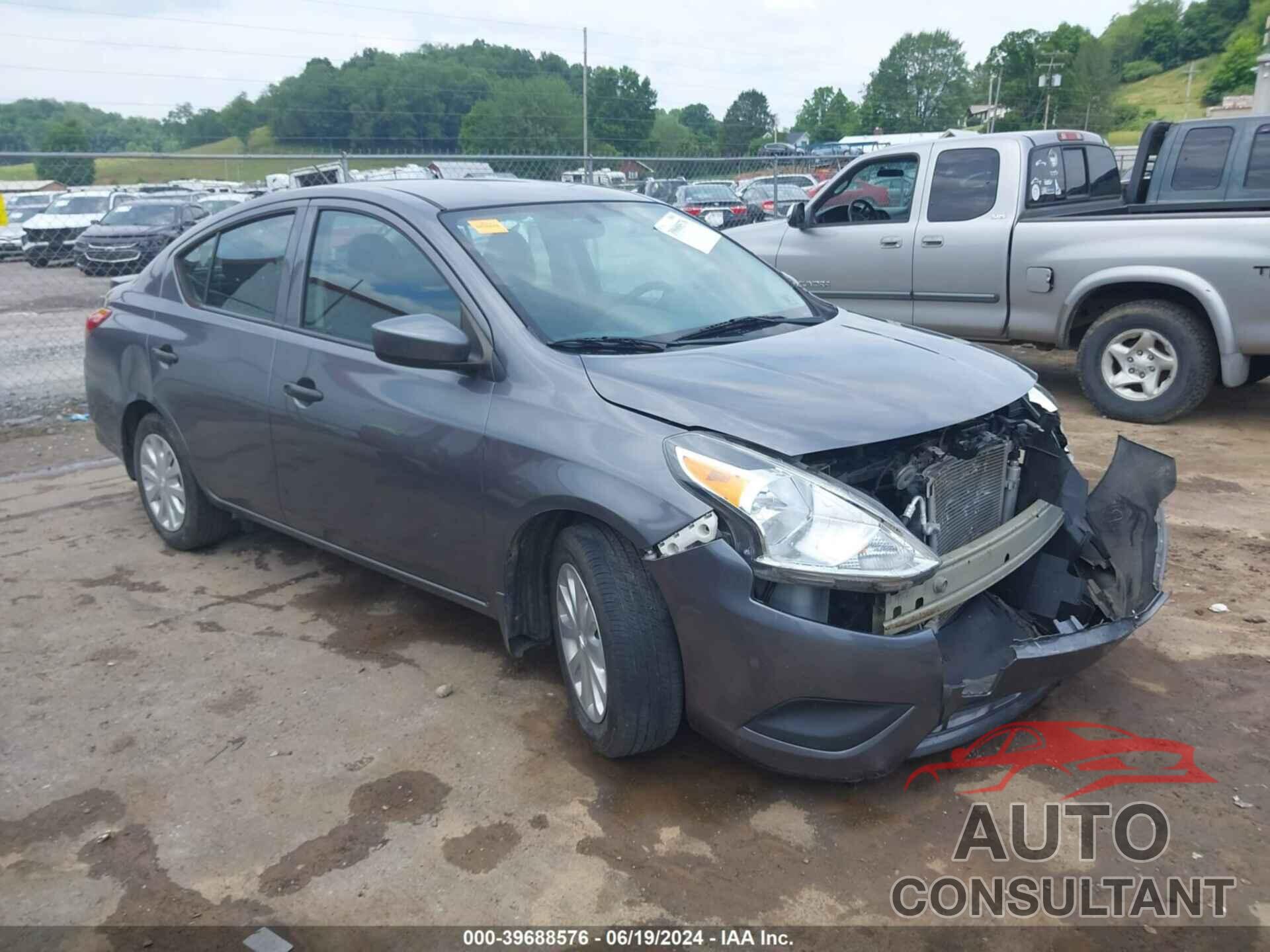 NISSAN VERSA 2018 - 3N1CN7AP6JL815507