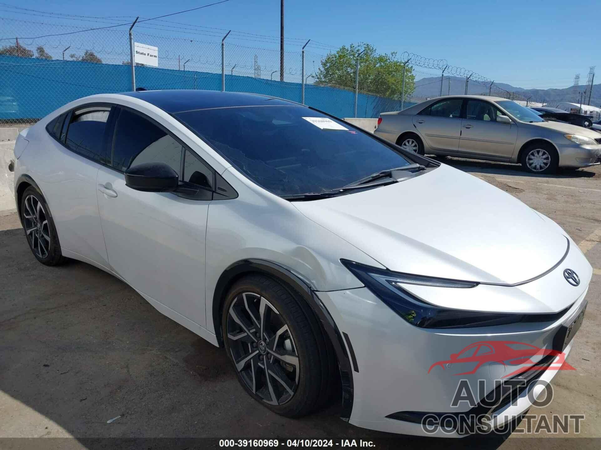 TOYOTA PRIUS PRIME 2024 - JTDACACU4R3016021