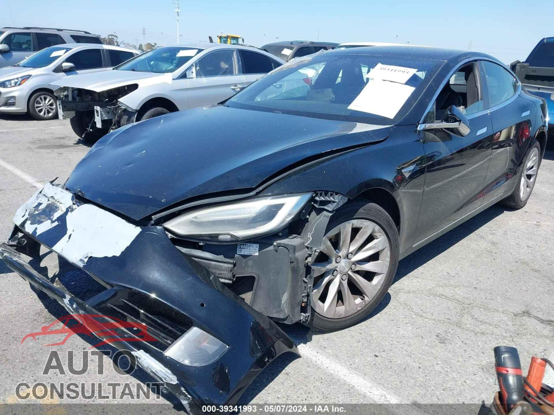 TESLA MODEL S 2017 - 5YJSA1E17HF204823