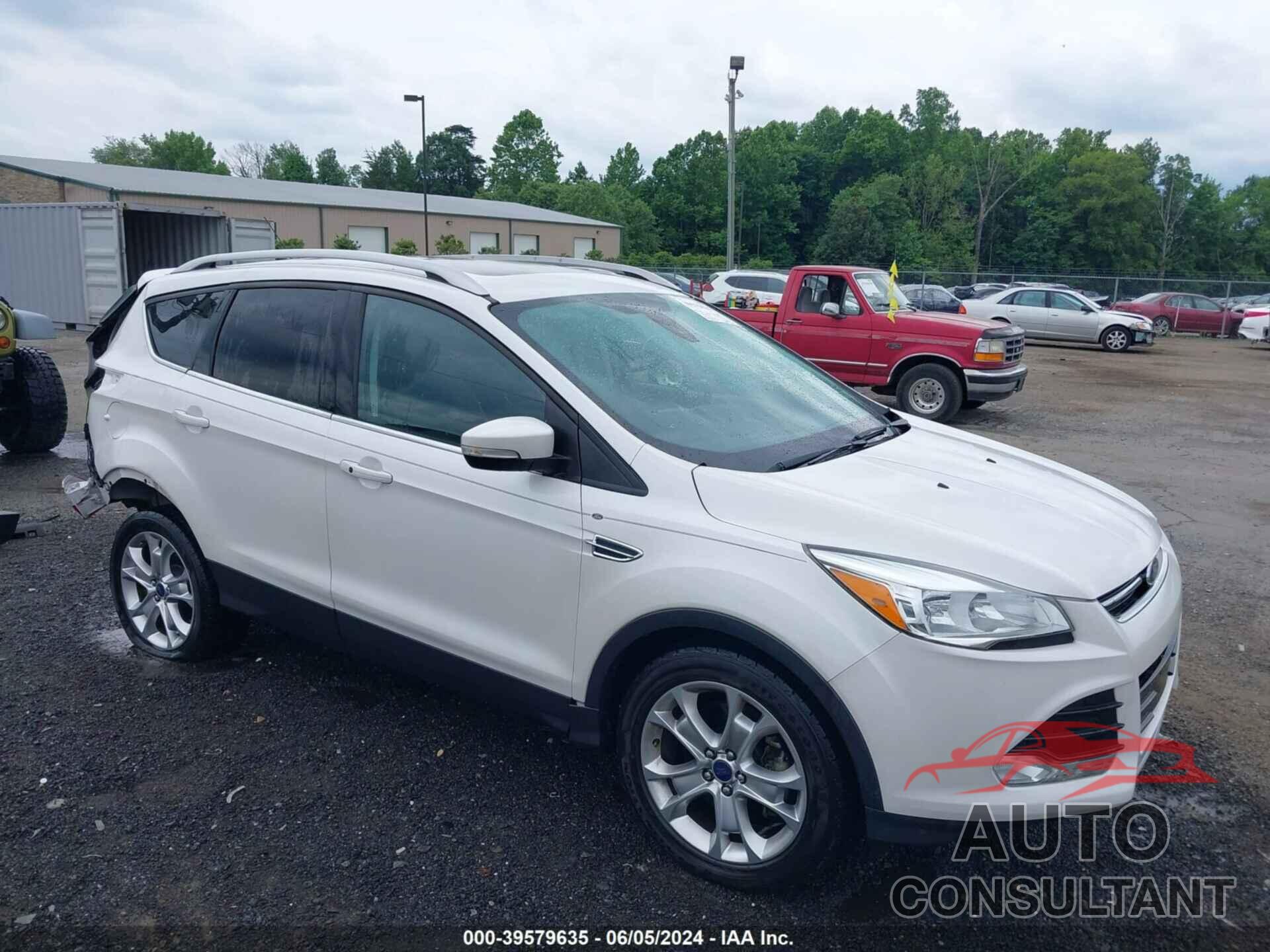 FORD ESCAPE 2016 - 1FMCU0J95GUC74551