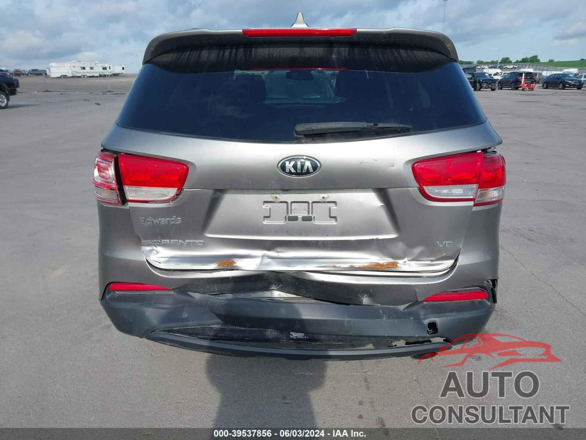 KIA SORENTO 2016 - 5XYPGDA50GG037808