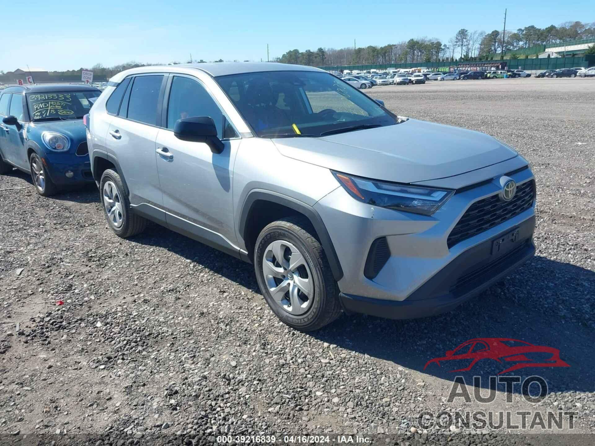 TOYOTA RAV4 2023 - 2T3F1RFV1PW333909