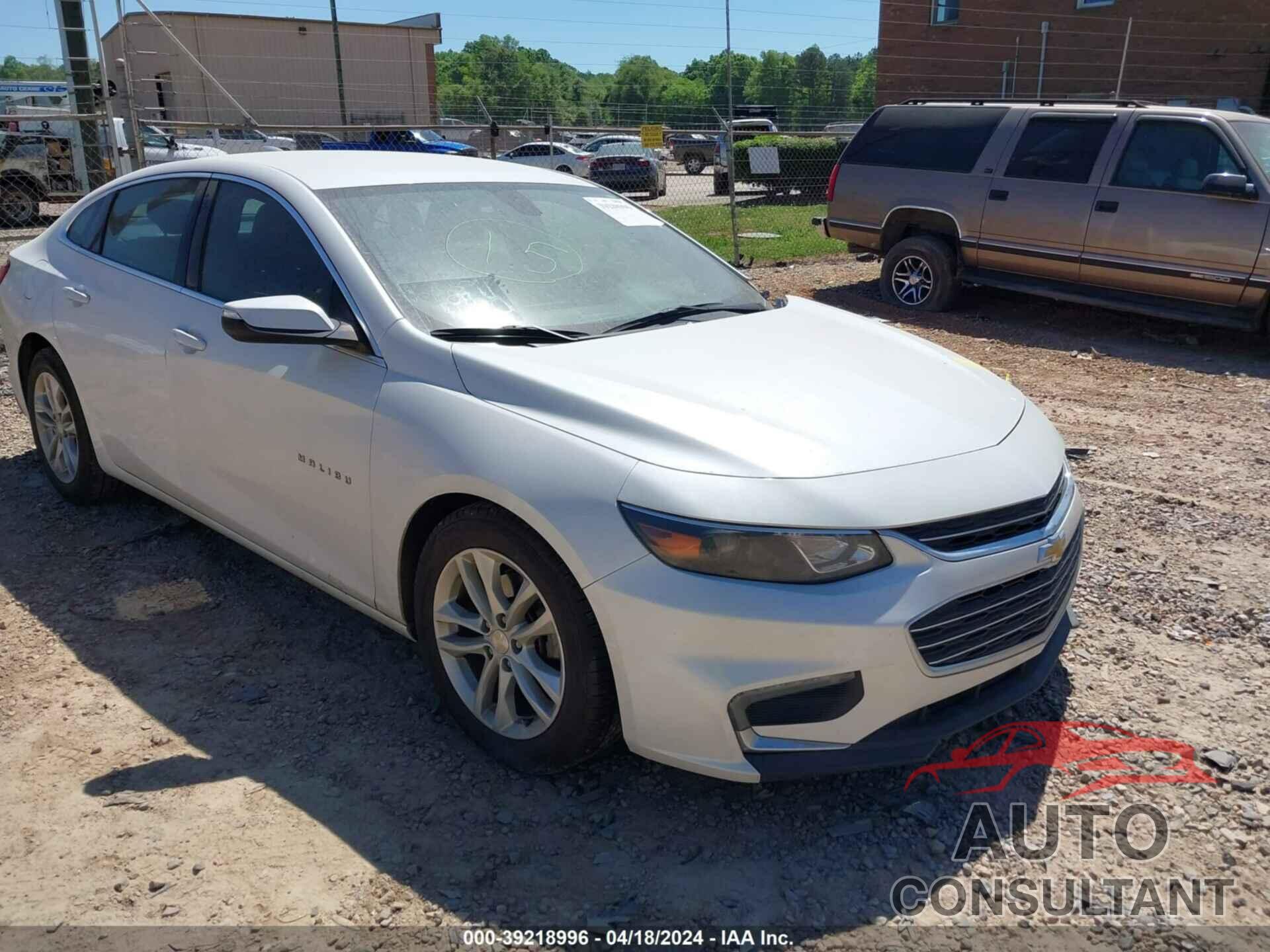 CHEVROLET MALIBU 2017 - 1G1ZE5ST3HF200529