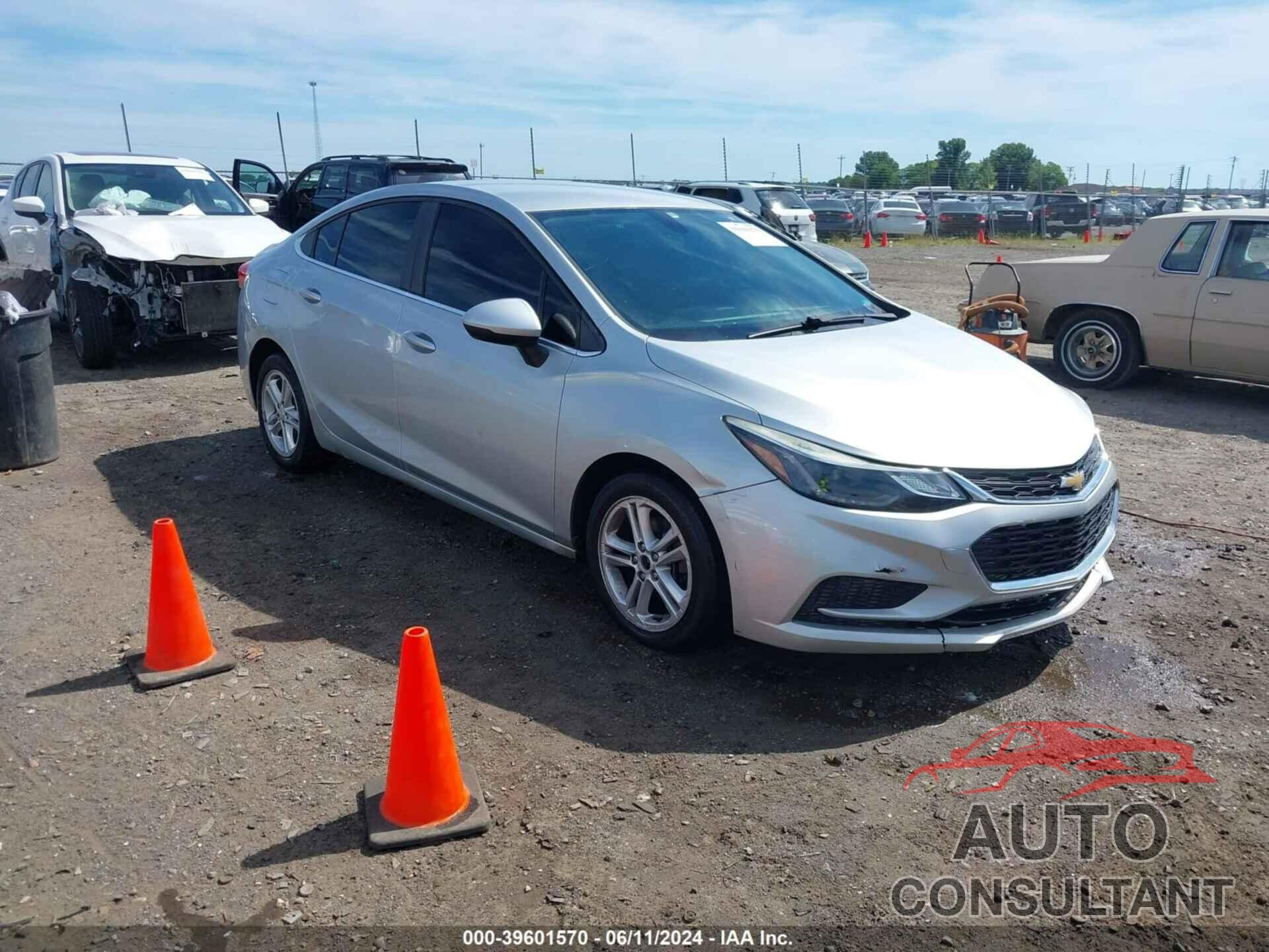 CHEVROLET CRUZE 2017 - 1G1BE5SM4H7190114