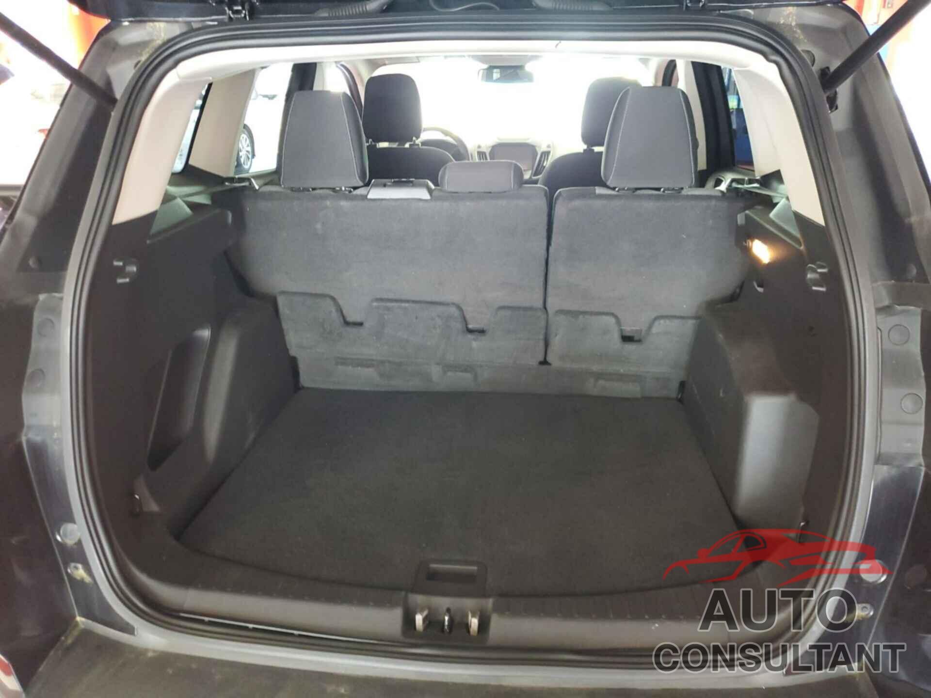 FORD ESCAPE 2019 - 1FMCU9GD4KUB33303