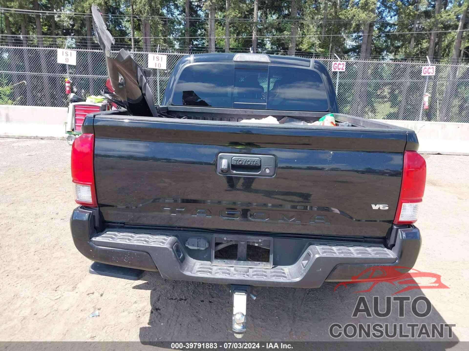 TOYOTA TACOMA 2017 - 5TFCZ5AN0HX110611