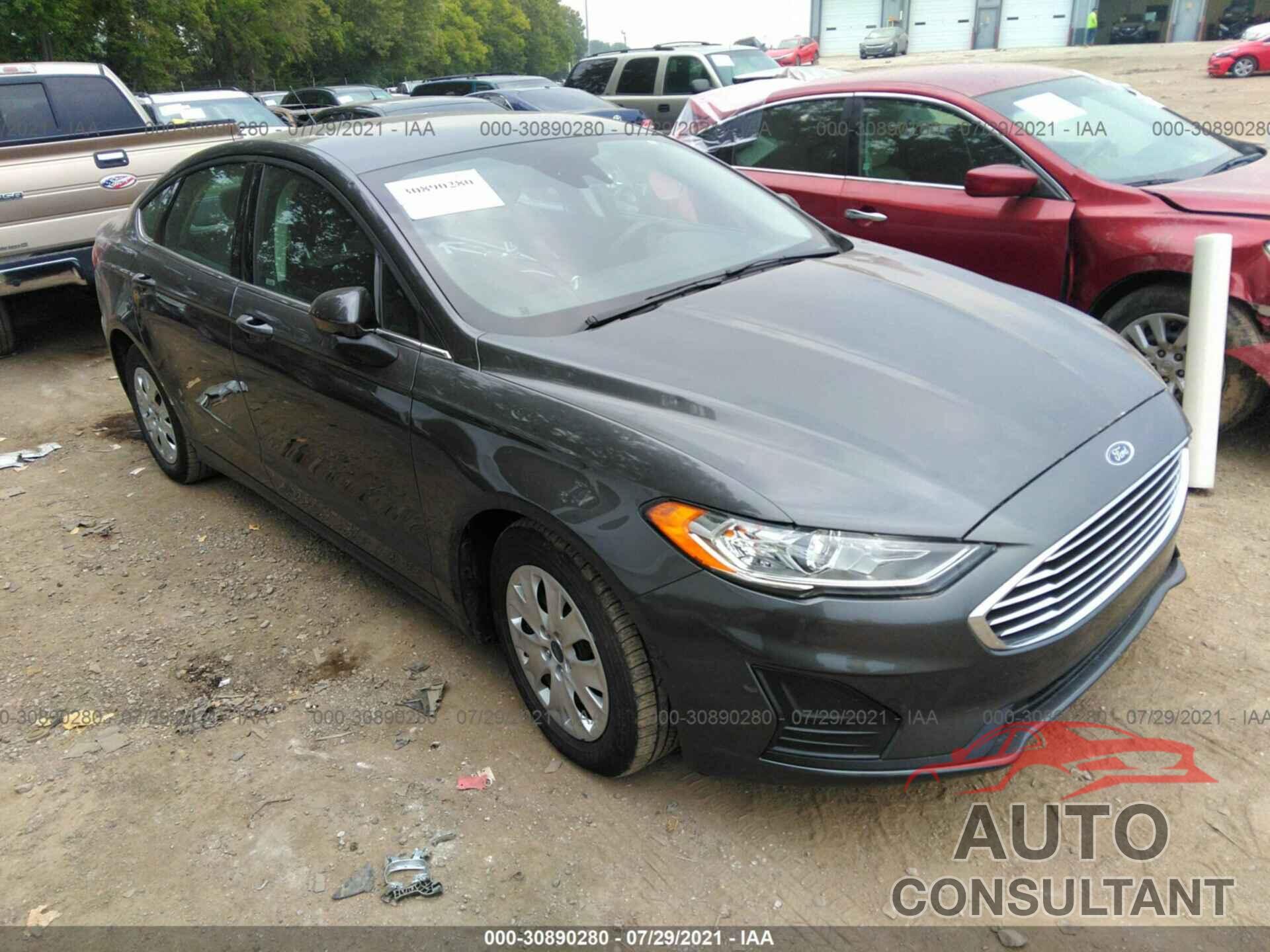 FORD FUSION 2019 - 3FA6P0G71KR249246