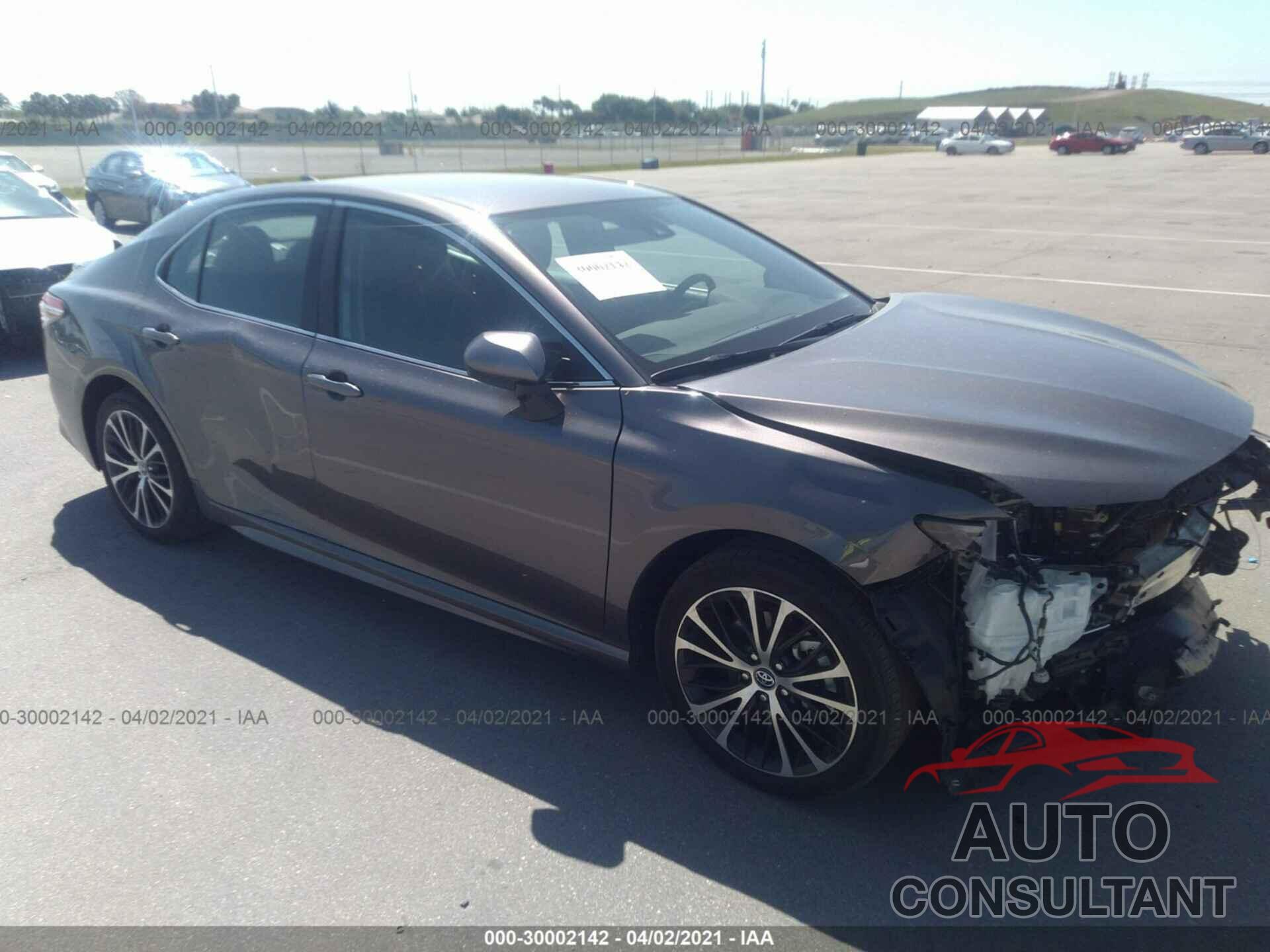 TOYOTA CAMRY 2020 - 4T1G11AK4LU945074