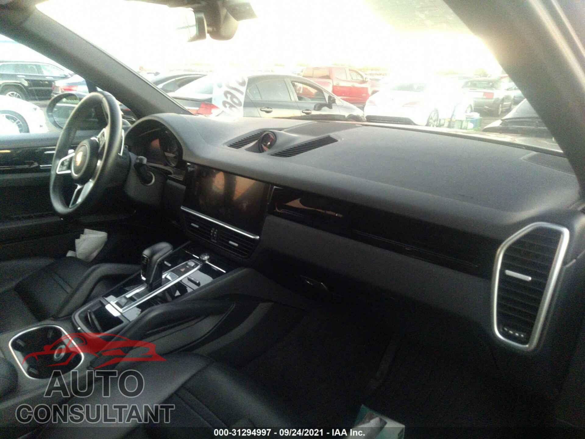 PORSCHE CAYENNE 2019 - WP1AB2AY1KDA62340