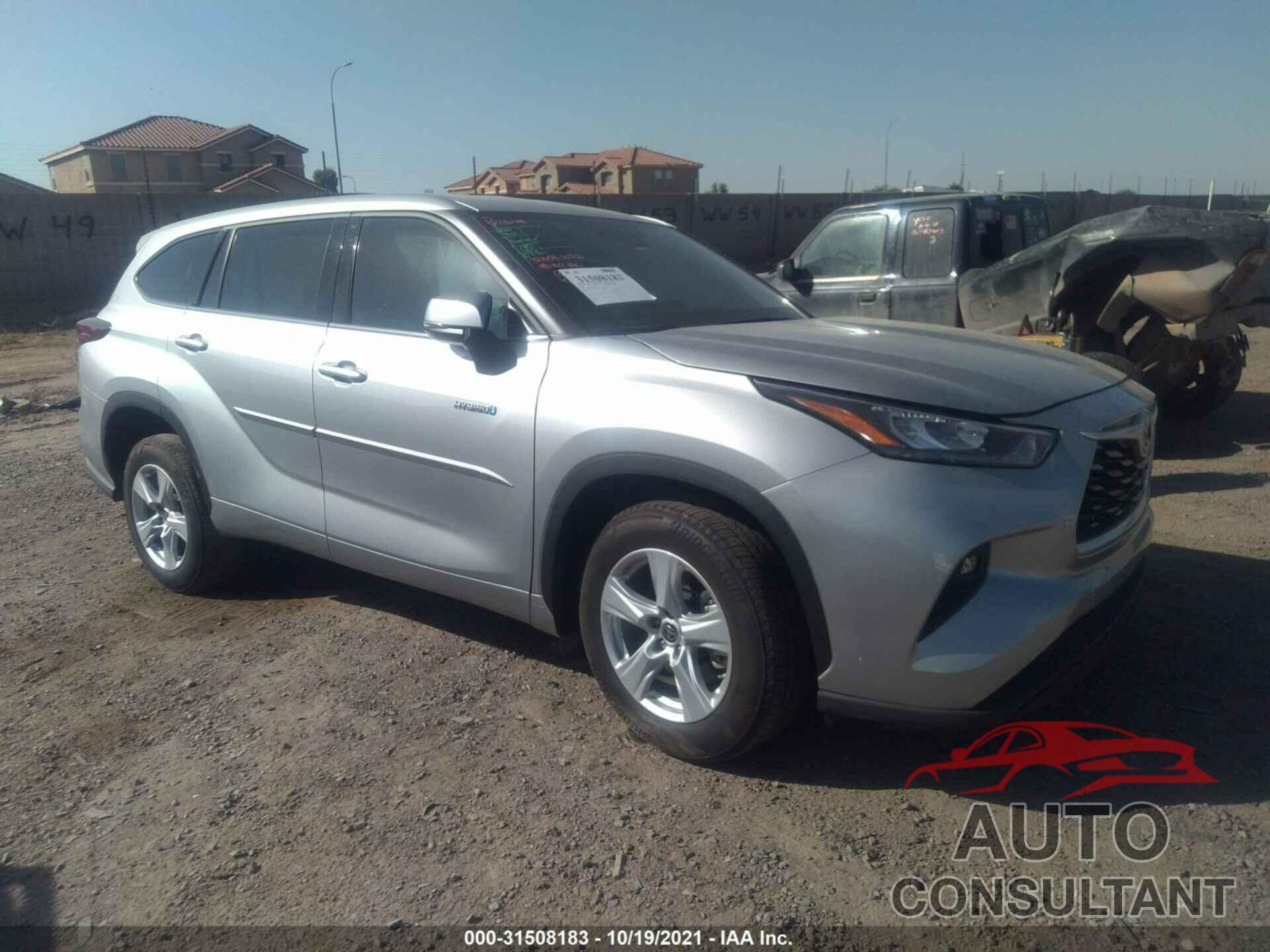 TOYOTA HIGHLANDER 2020 - 5TDZARAH6LS501389