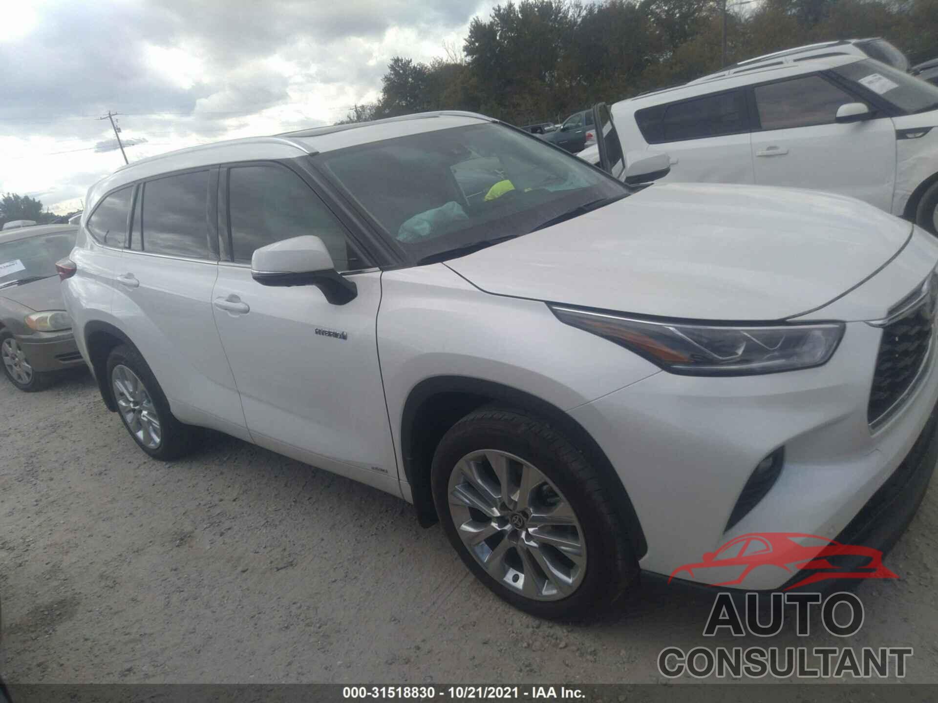 TOYOTA HIGHLANDER 2020 - 5TDXBRCH6LS010970