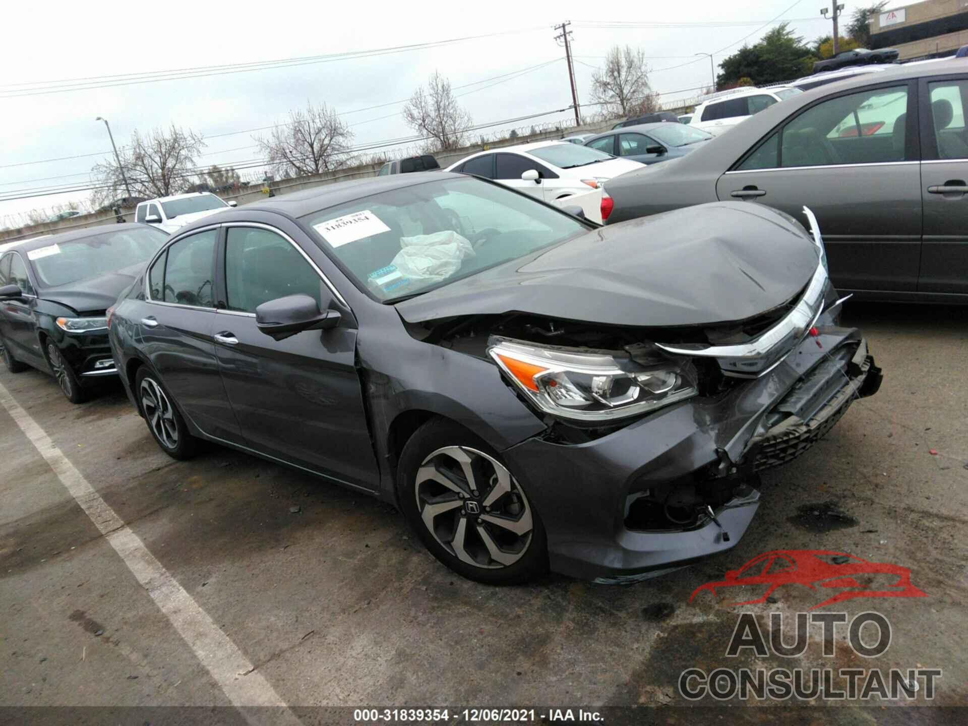 HONDA ACCORD SEDAN 2017 - 1HGCR3F84HA042941