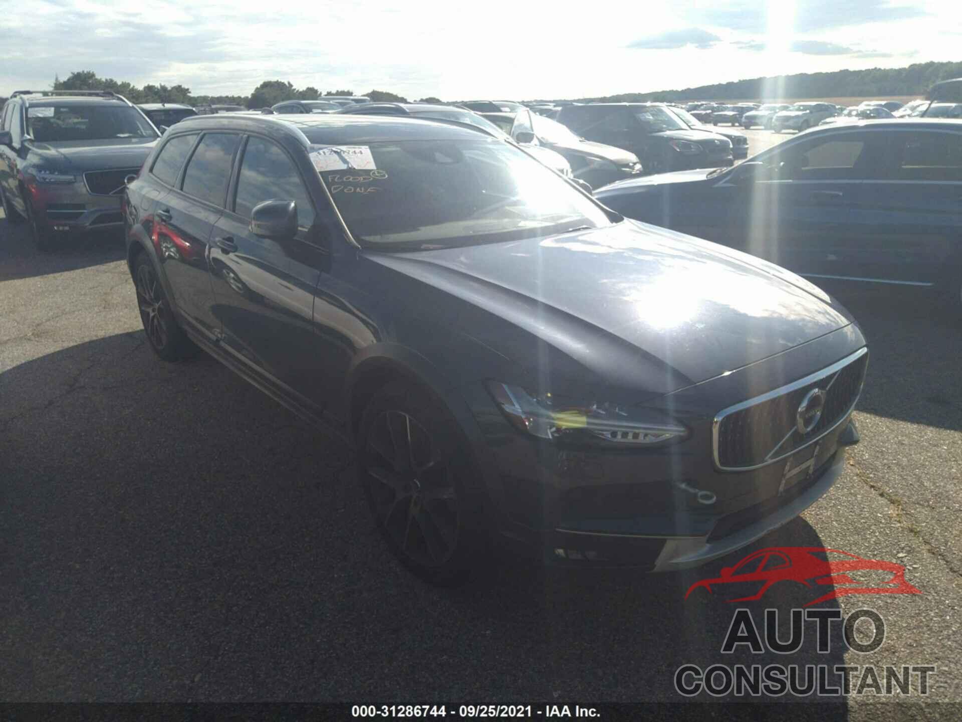 VOLVO V90 CROSS COUNTRY 2020 - YV4A22NLXL1102284