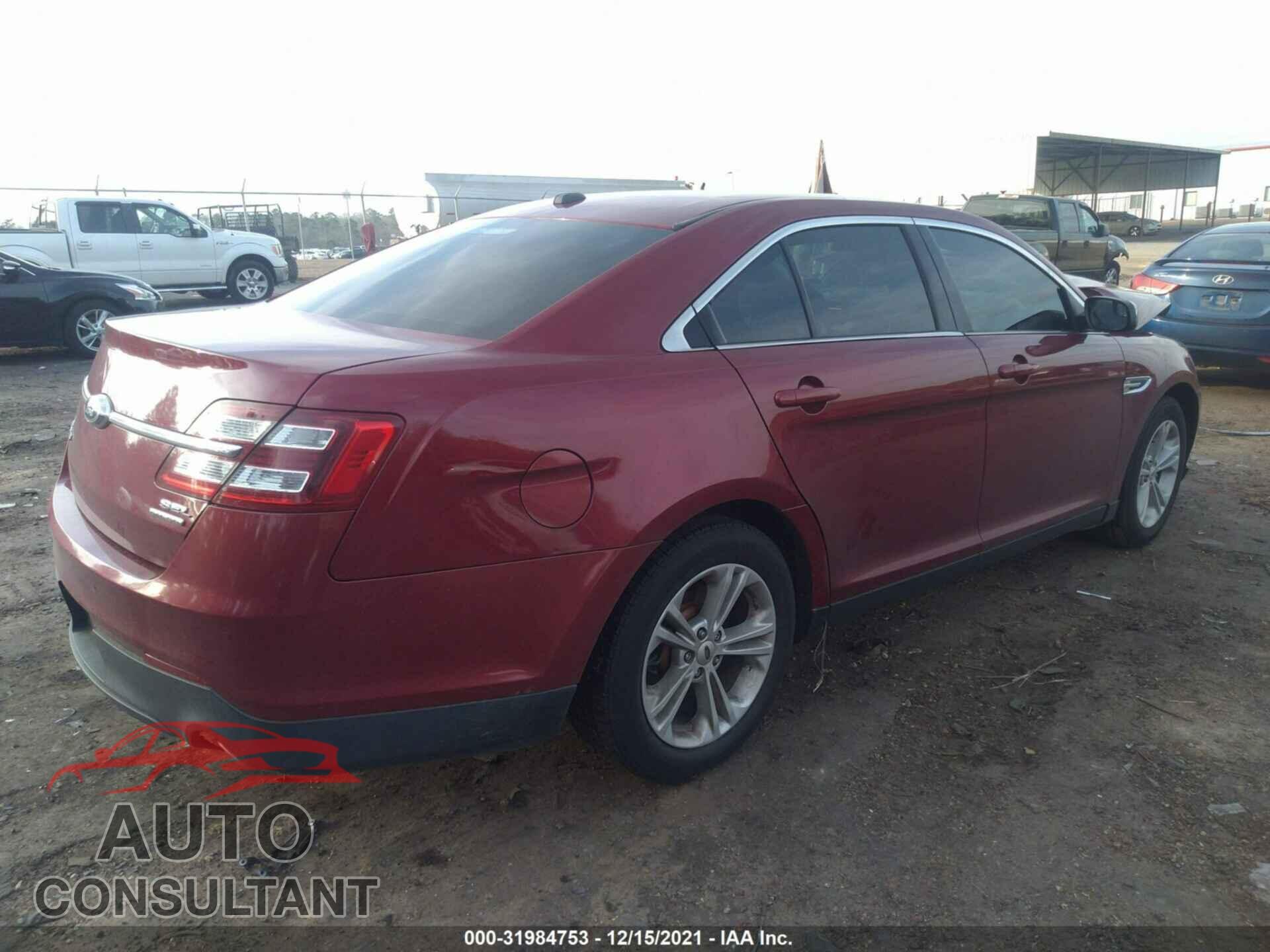 FORD TAURUS 2017 - 1FAHP2E82HG116494