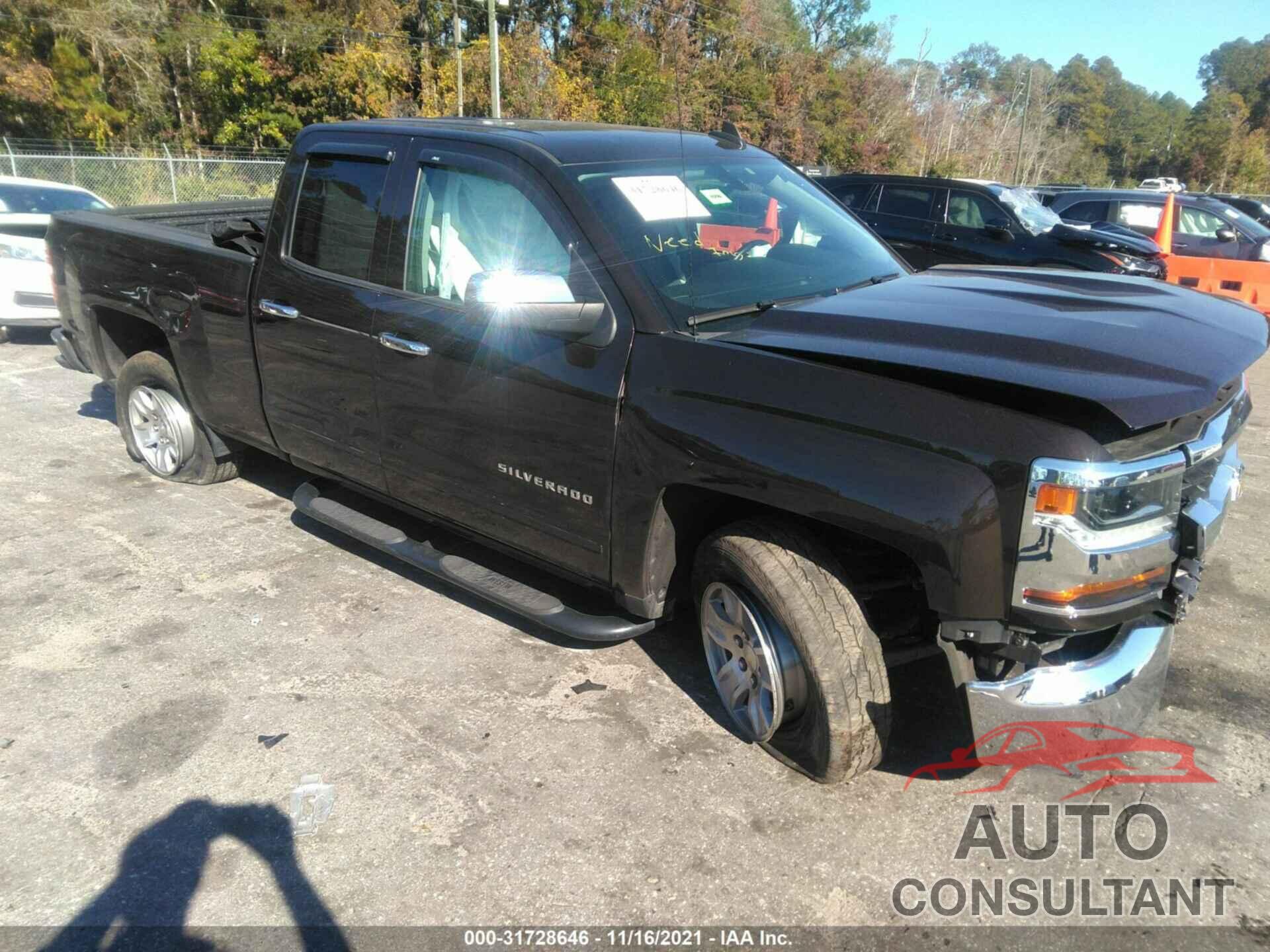 CHEVROLET SILVERADO 1500 2018 - 1GCRCREC8JZ333999