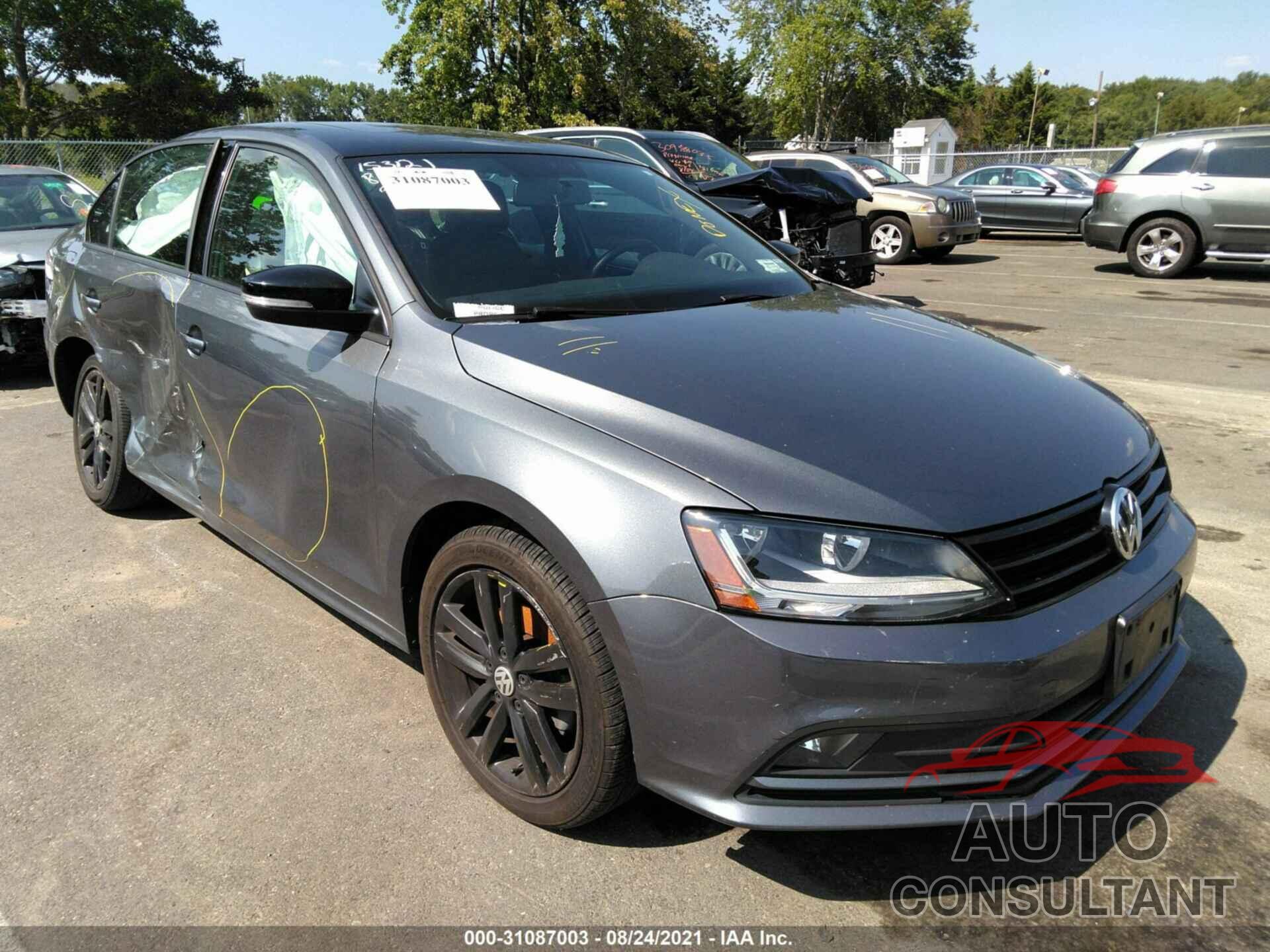 VOLKSWAGEN JETTA 2018 - 3VWD17AJ2JM262256