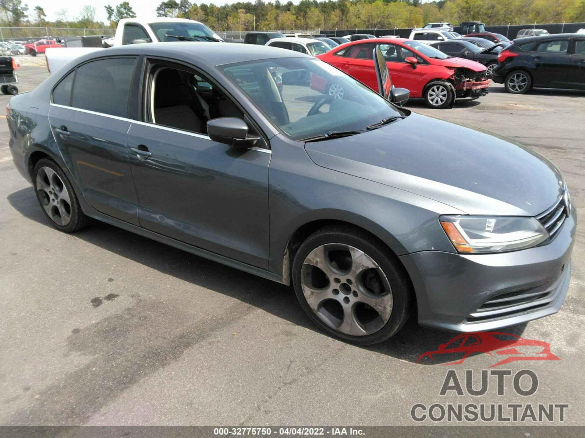 VOLKSWAGEN JETTA 2017 - 3VW2B7AJ2HM281193