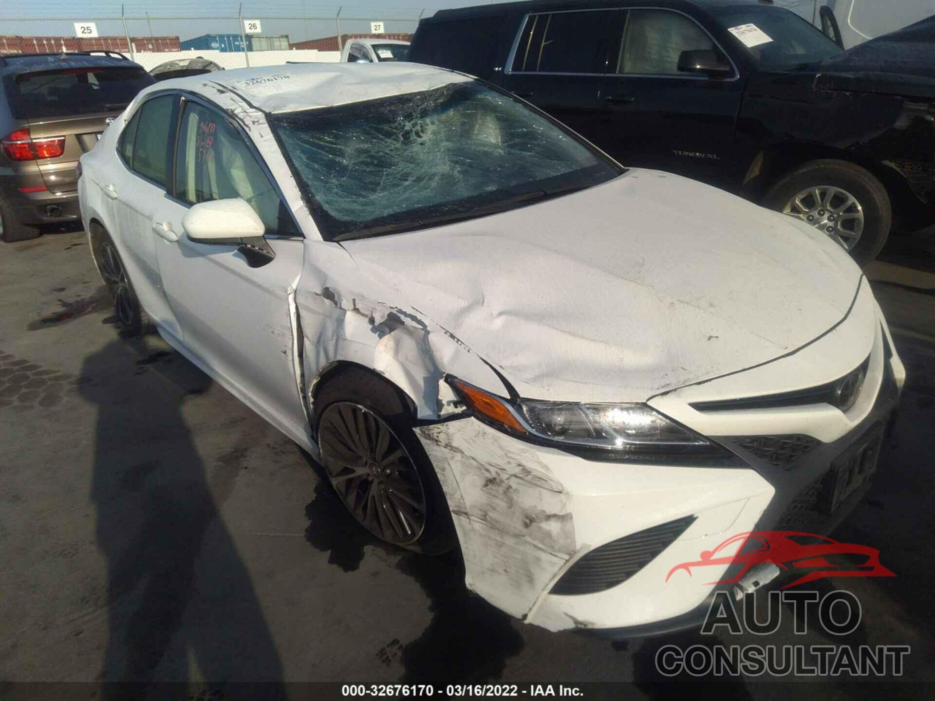 TOYOTA CAMRY 2018 - JTNB11HK3J3005710
